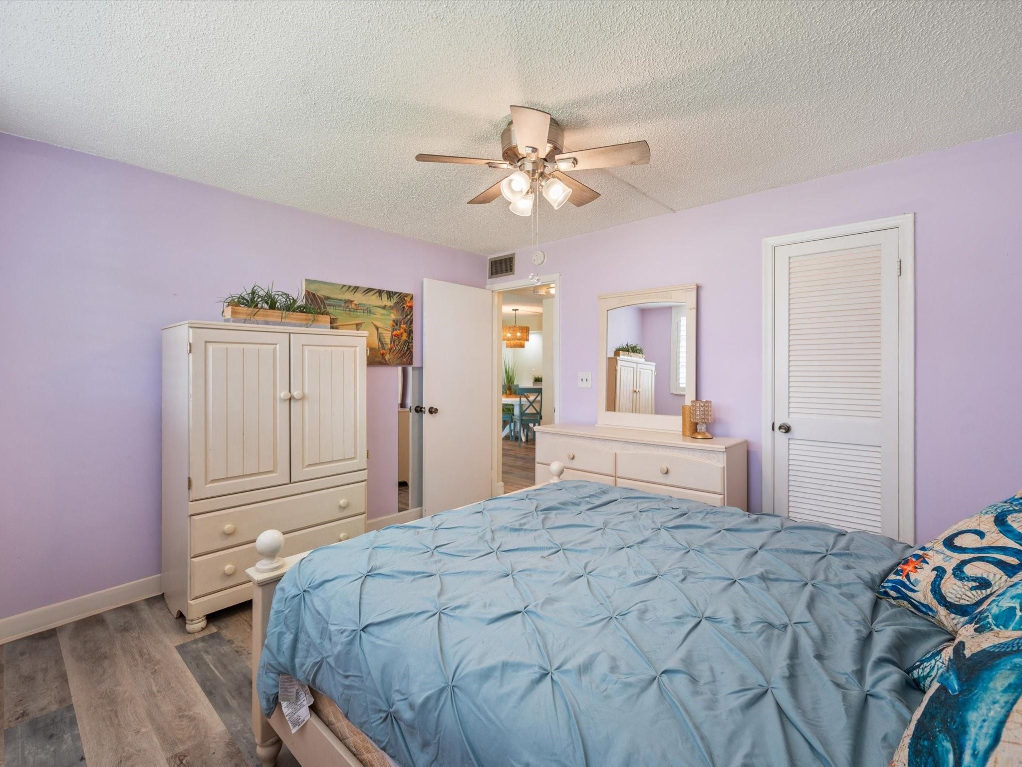 HOLLYBROOK - Residential