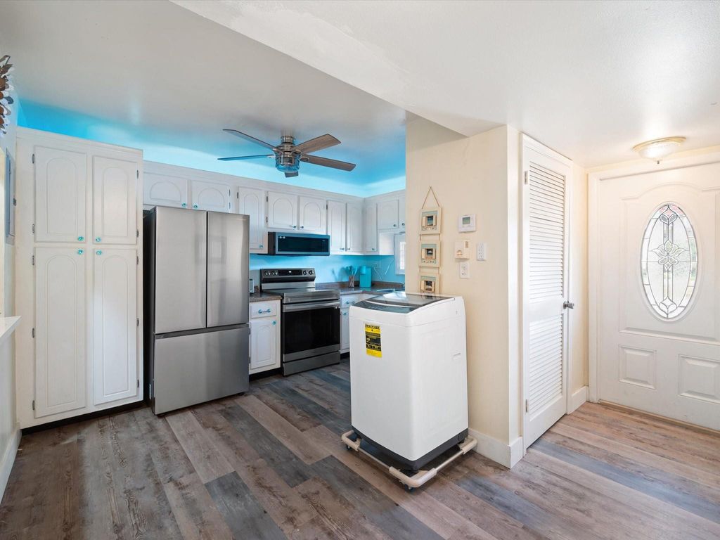 Photo of 311 S Hollybrook Drive #104, Pembroke Pines, FL 33025 (MLS # F10532324)