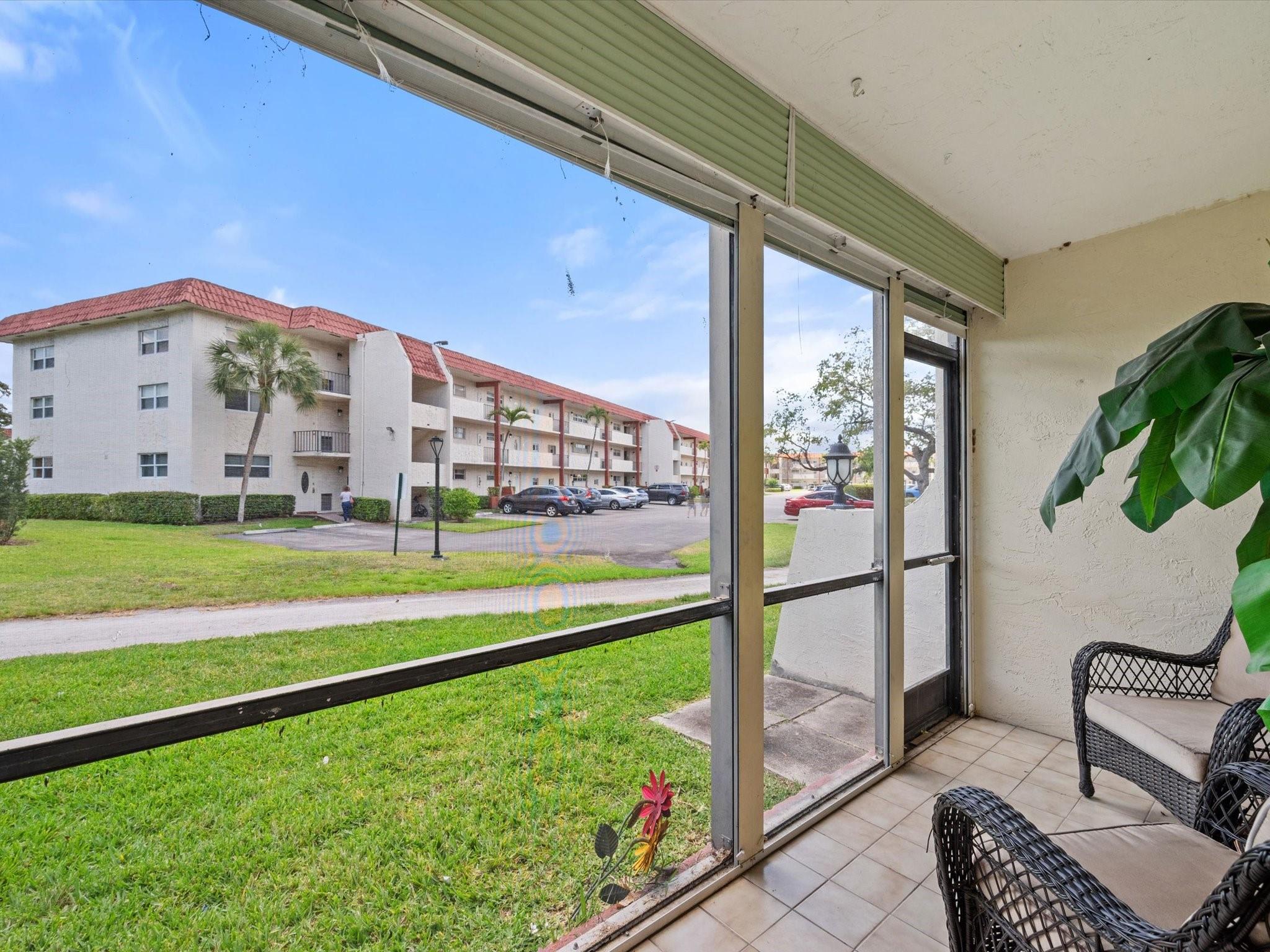 HOLLYBROOK - Residential
