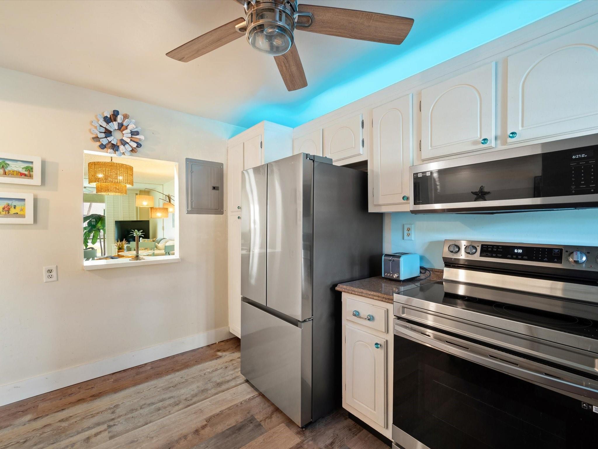 HOLLYBROOK - Residential