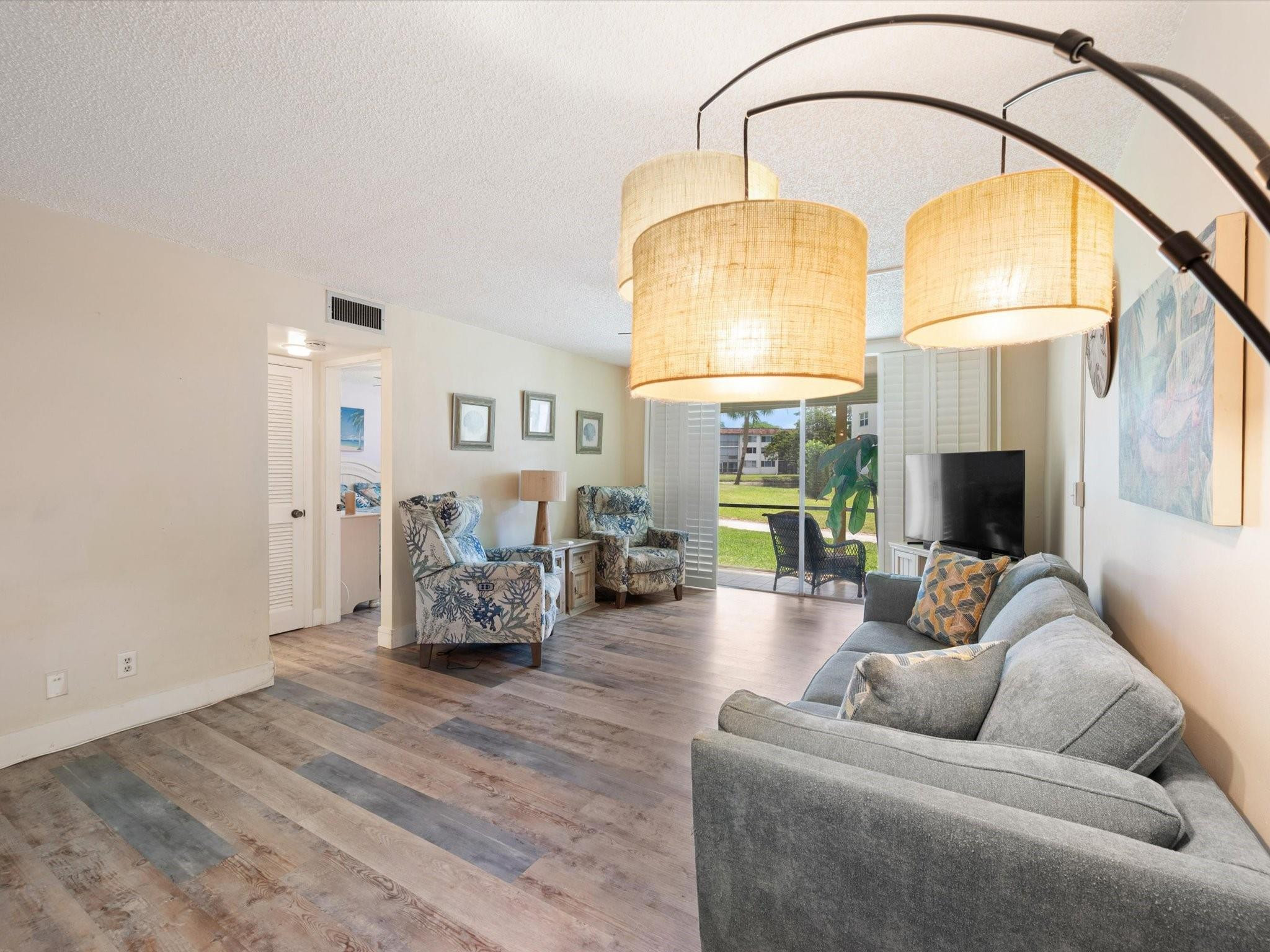 HOLLYBROOK - Residential