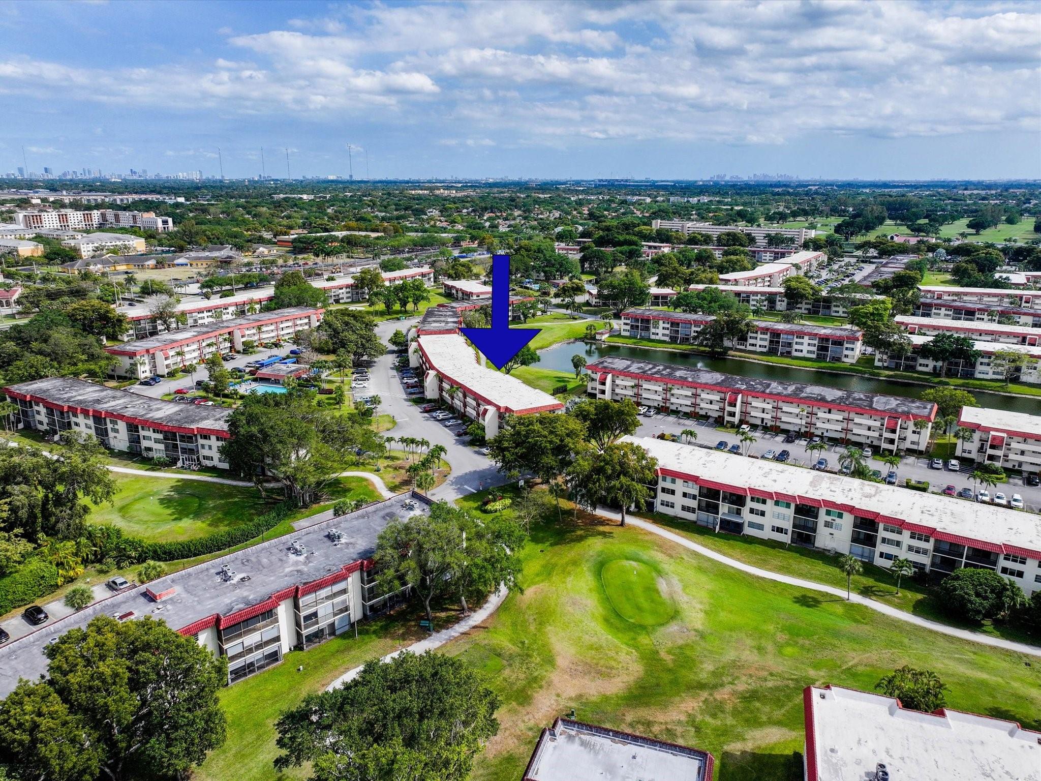 HOLLYBROOK - Residential