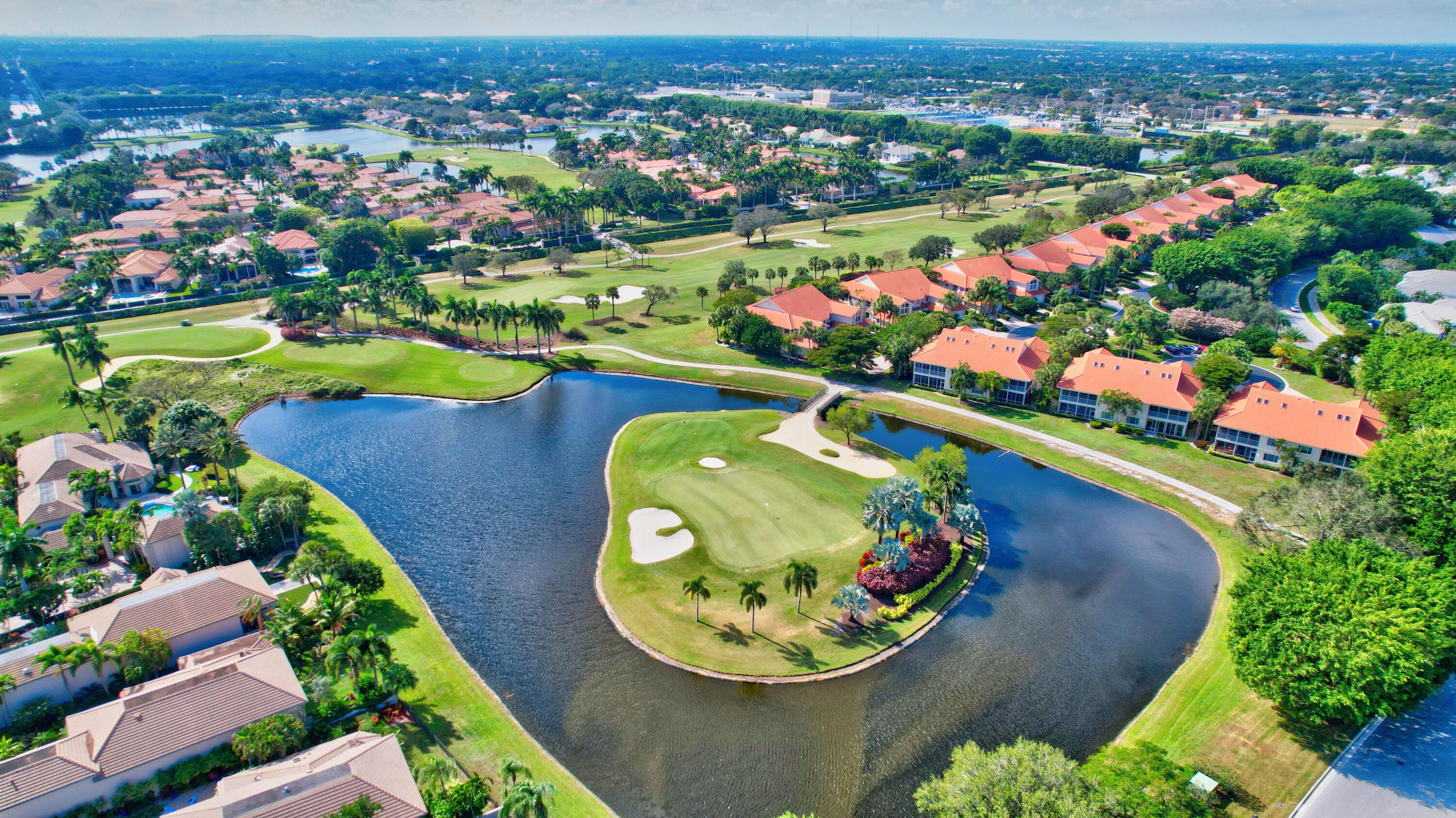 VINTAGE PLACE - Residential