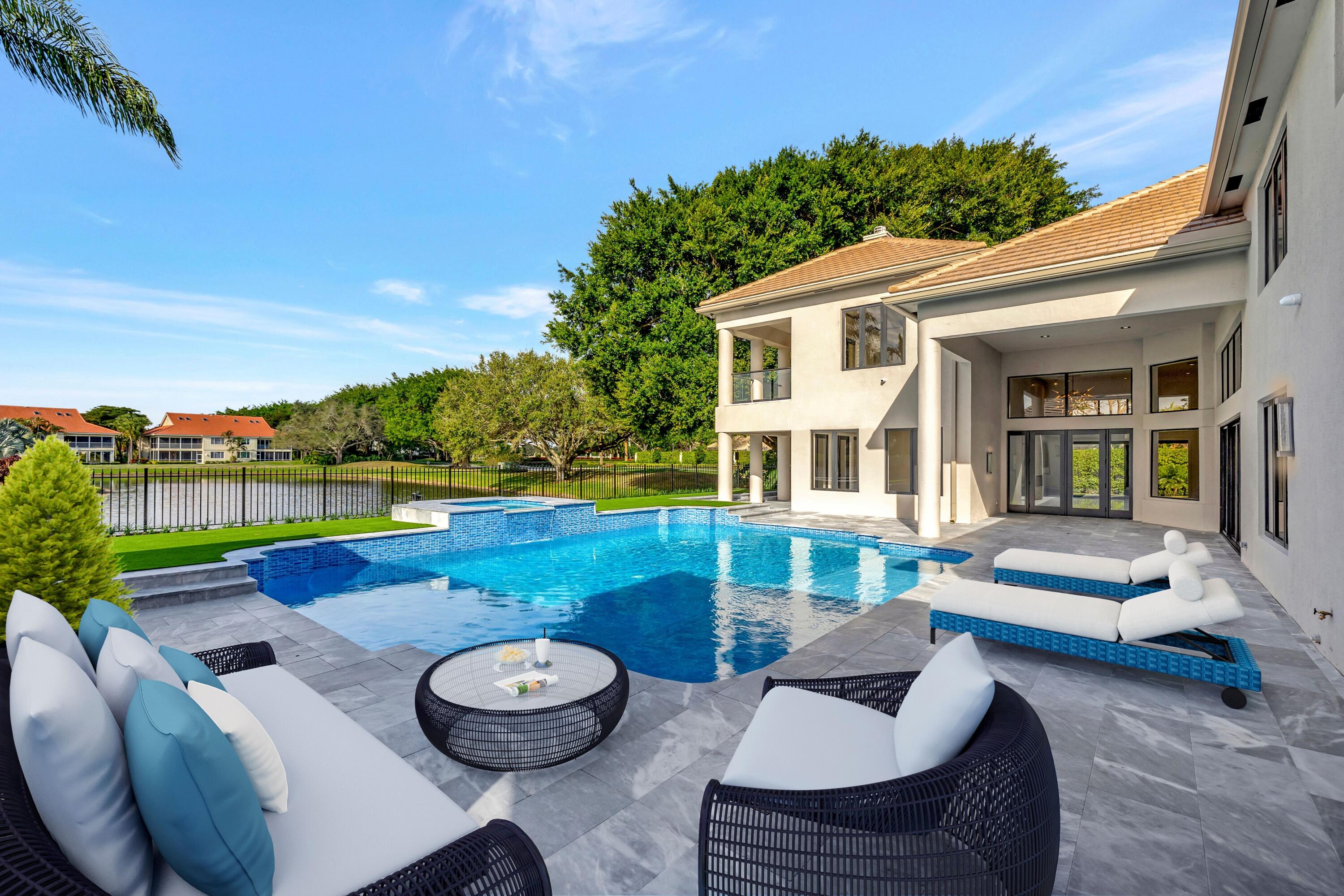 VINTAGE PLACE - Residential