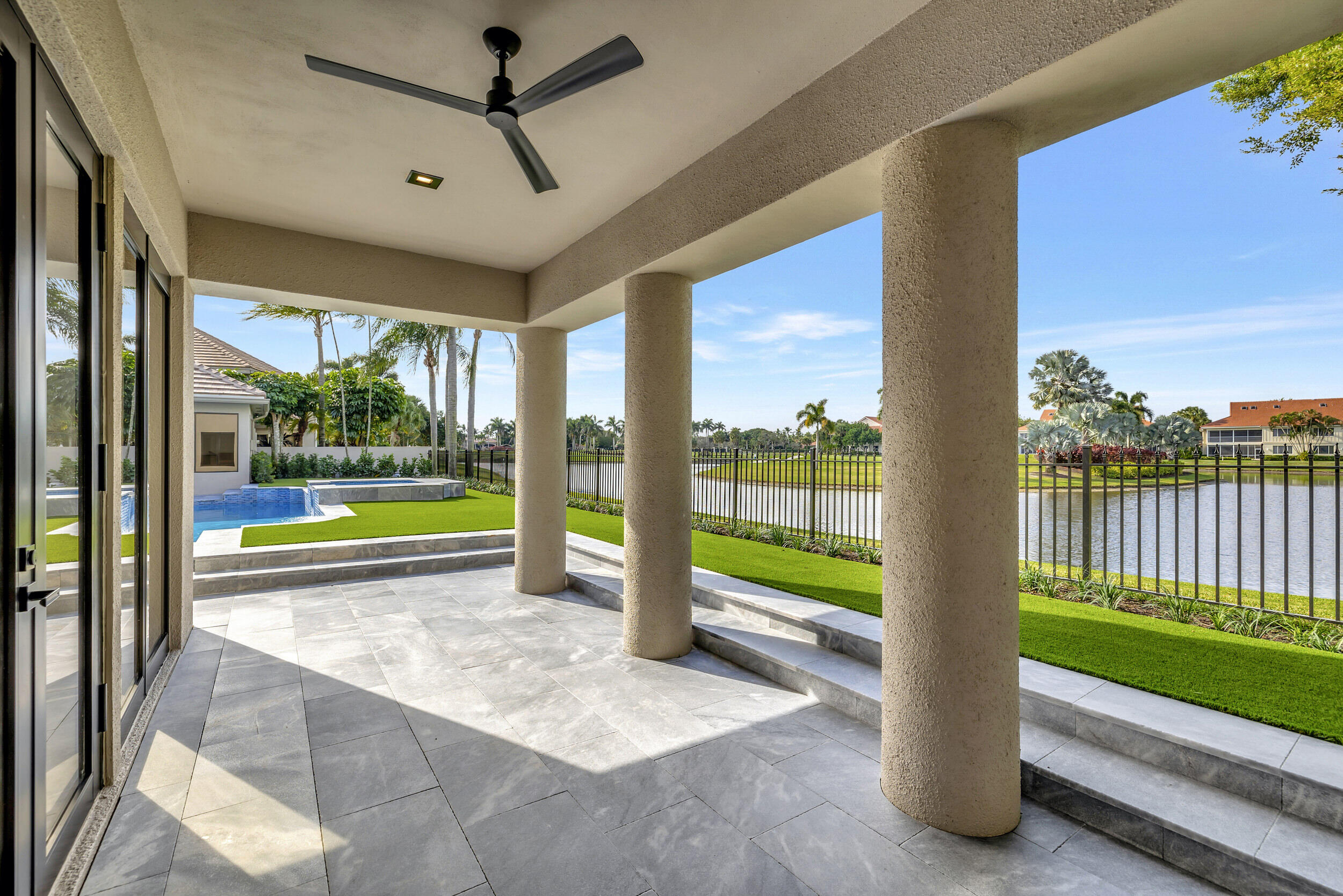 VINTAGE PLACE - Residential