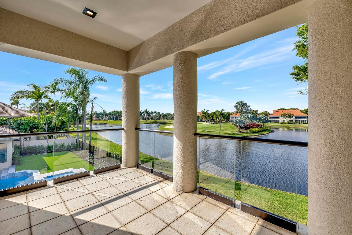 VINTAGE PLACE - Residential