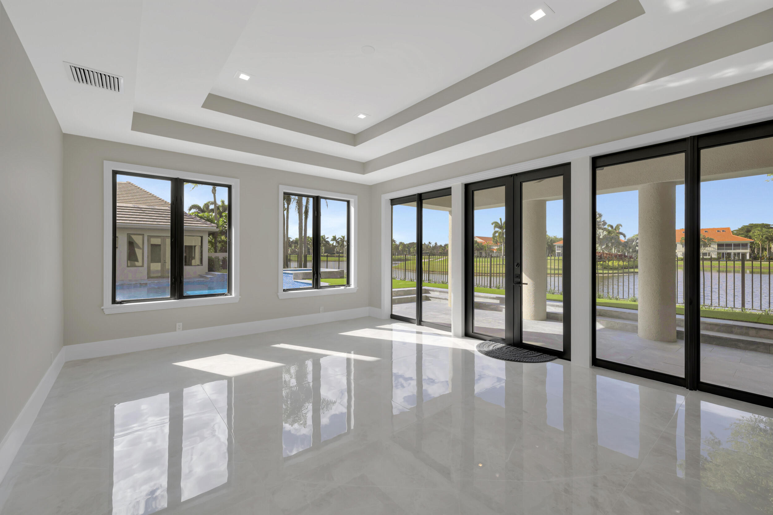 VINTAGE PLACE - Residential