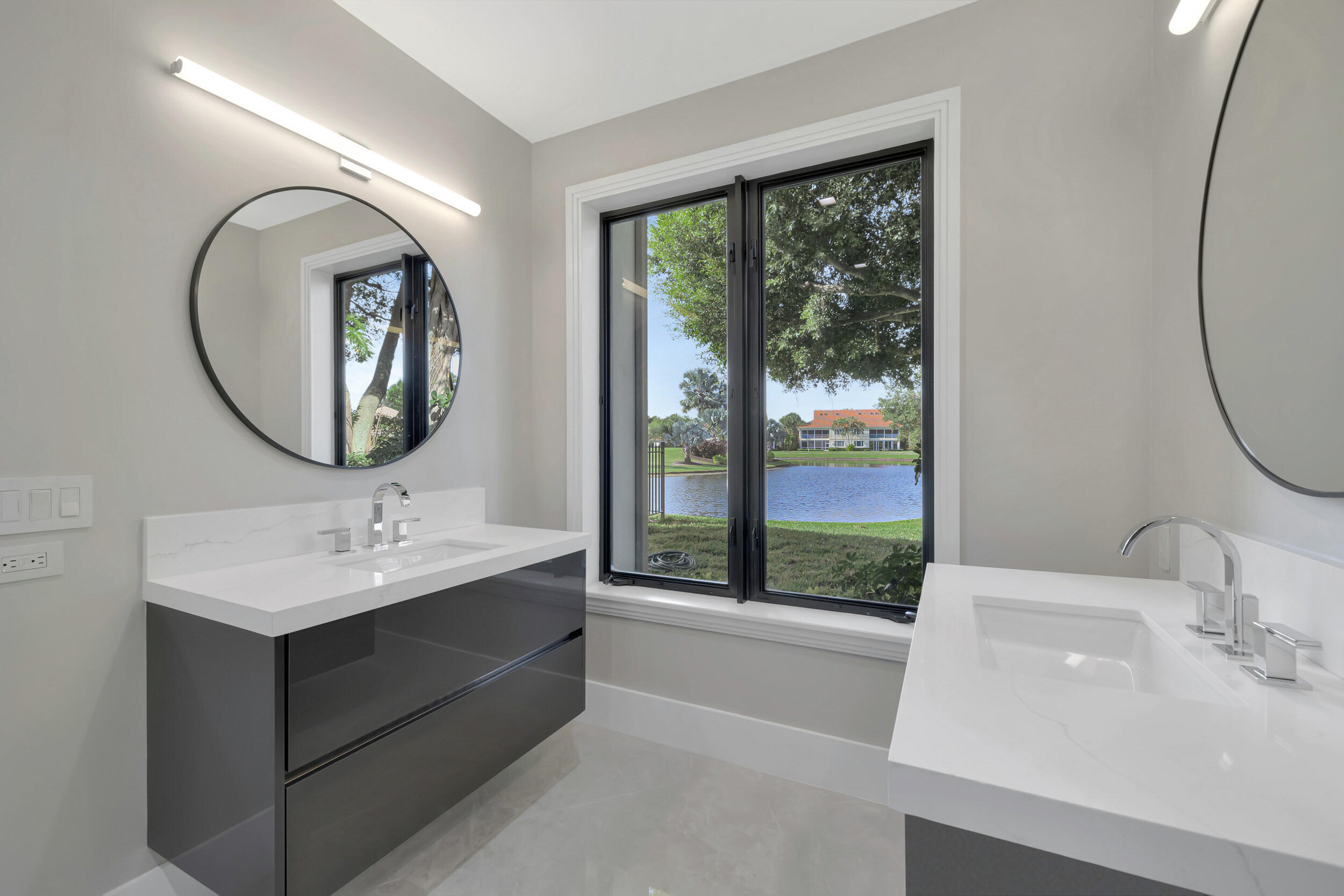 VINTAGE PLACE - Residential