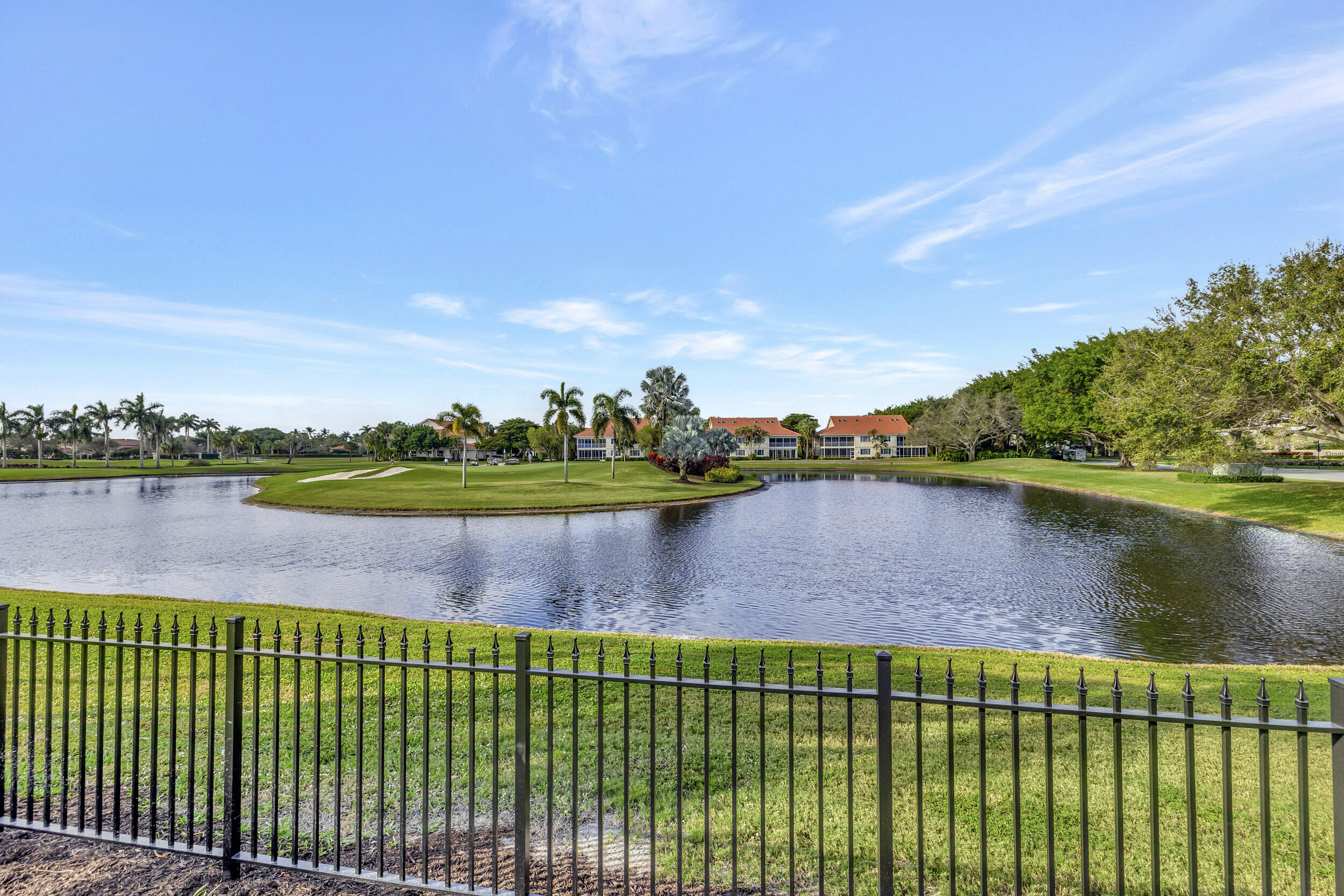 VINTAGE PLACE - Residential