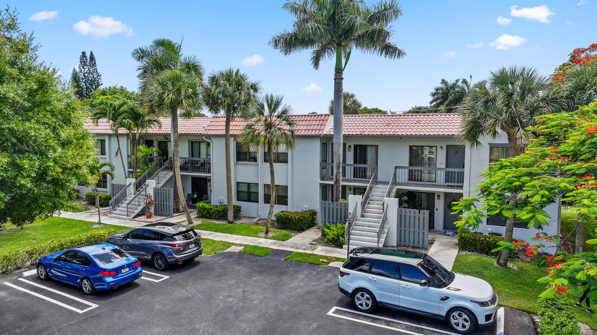 **ZONED FOR BOCA MIDDLE AND BOCA HIGH SCHOOL**Charming 2-Bed/2-Bath Condo in East Delray's bustling location- Bike to the Beach! Welcome to your perfect East Delray retreat! This bright and spacious 2-bedroom, 2-bathroom condo offers serene garden views and an unbeatable location just minutes from everything.Situated in the emerging Linton and Federal district, you'll enjoy easy access to trendy new restaurants, boutique shopping, and vibrant local spots. Just a short bike ride to the beach and a quick cruise to both Downtown Delray and Boca Raton, this central location puts the best of South Florida at your fingertips.