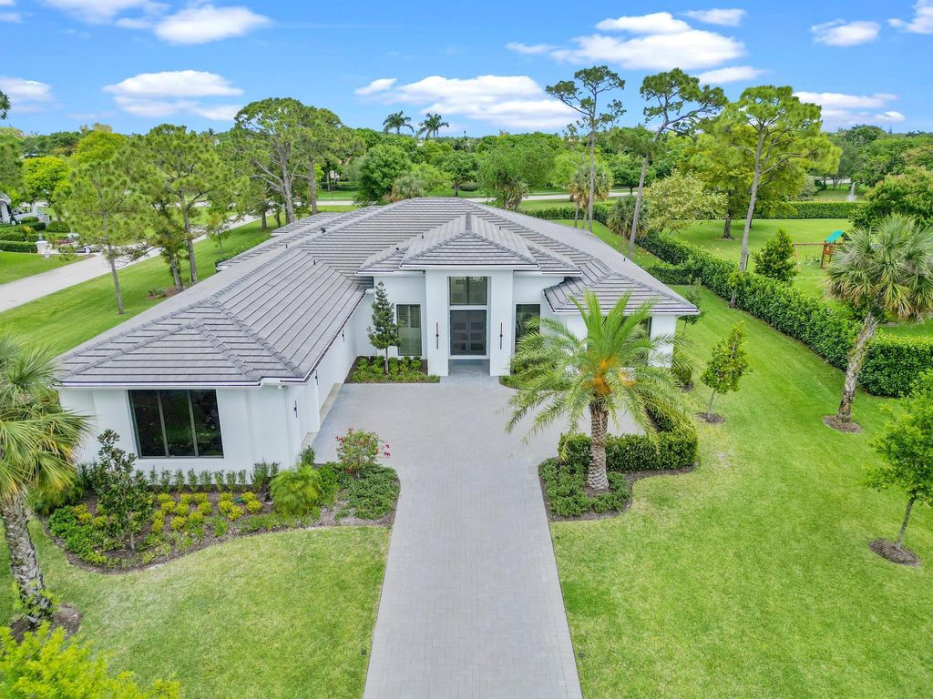 Photo of 5729 Sea Biscuit Road, Palm Beach Gardens, FL 33418 (MLS # R10972421)