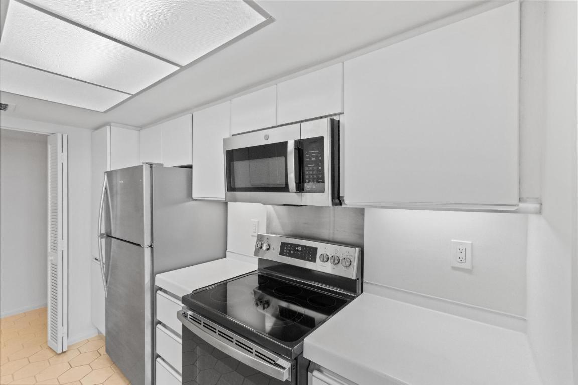 OLD PORT COVE TOWER WEST - Residential Lease