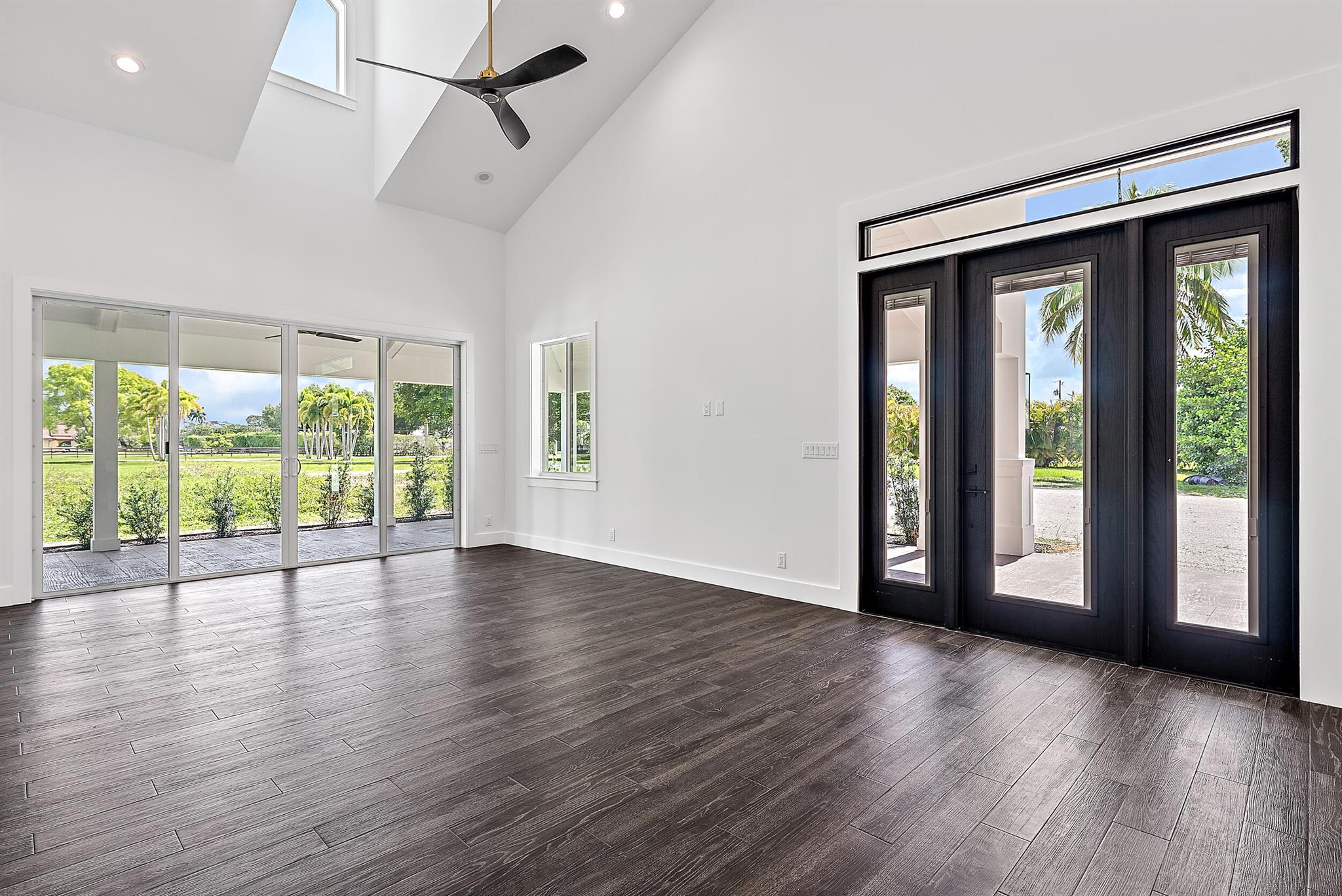 ANTIQUERS AERODROME - Residential