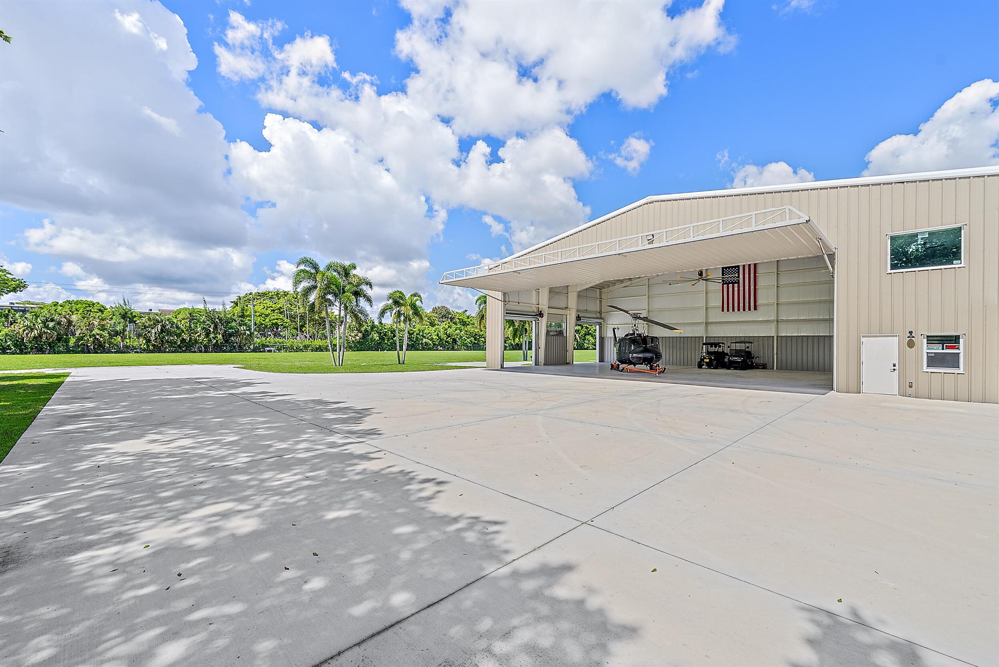 ANTIQUERS AERODROME - Residential