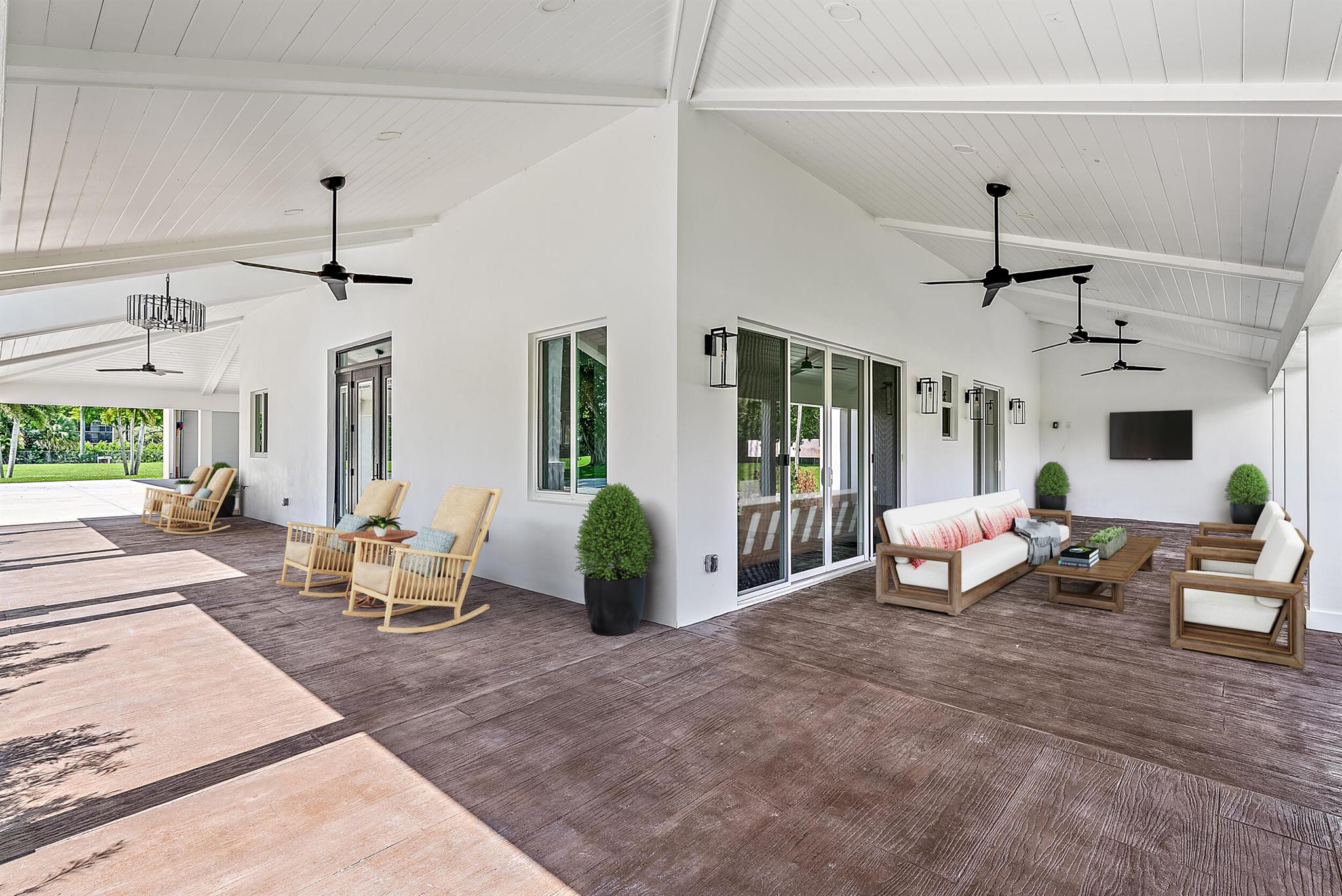 ANTIQUERS AERODROME - Residential