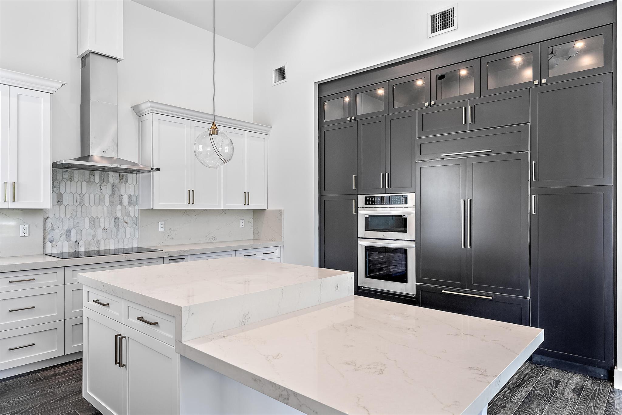 ANTIQUERS AERODROME - Residential