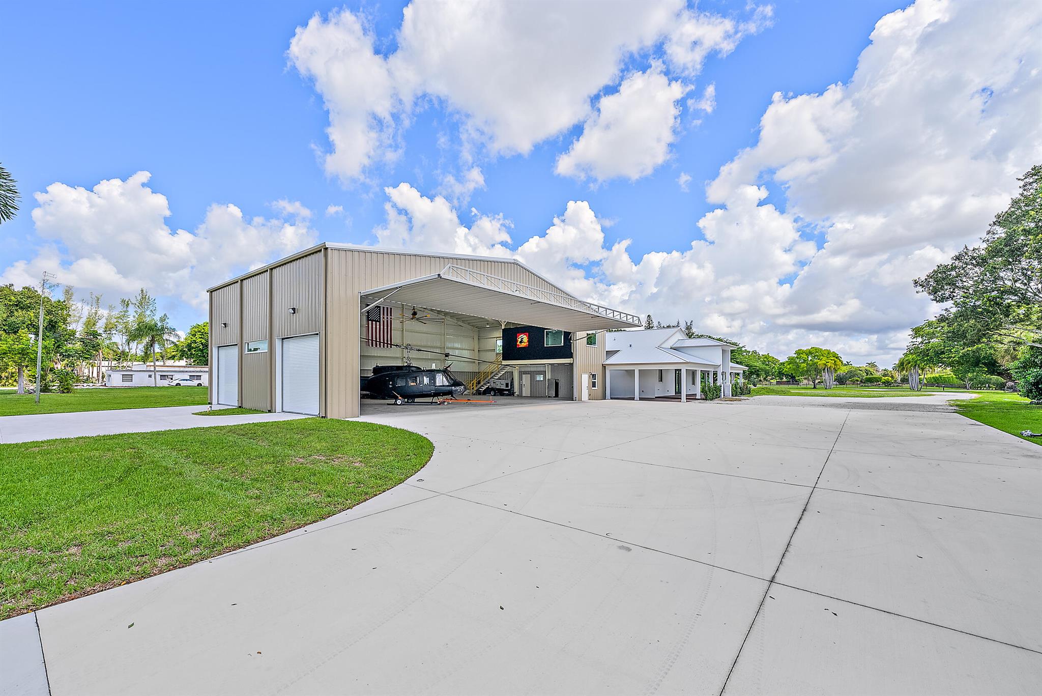 ANTIQUERS AERODROME - Residential