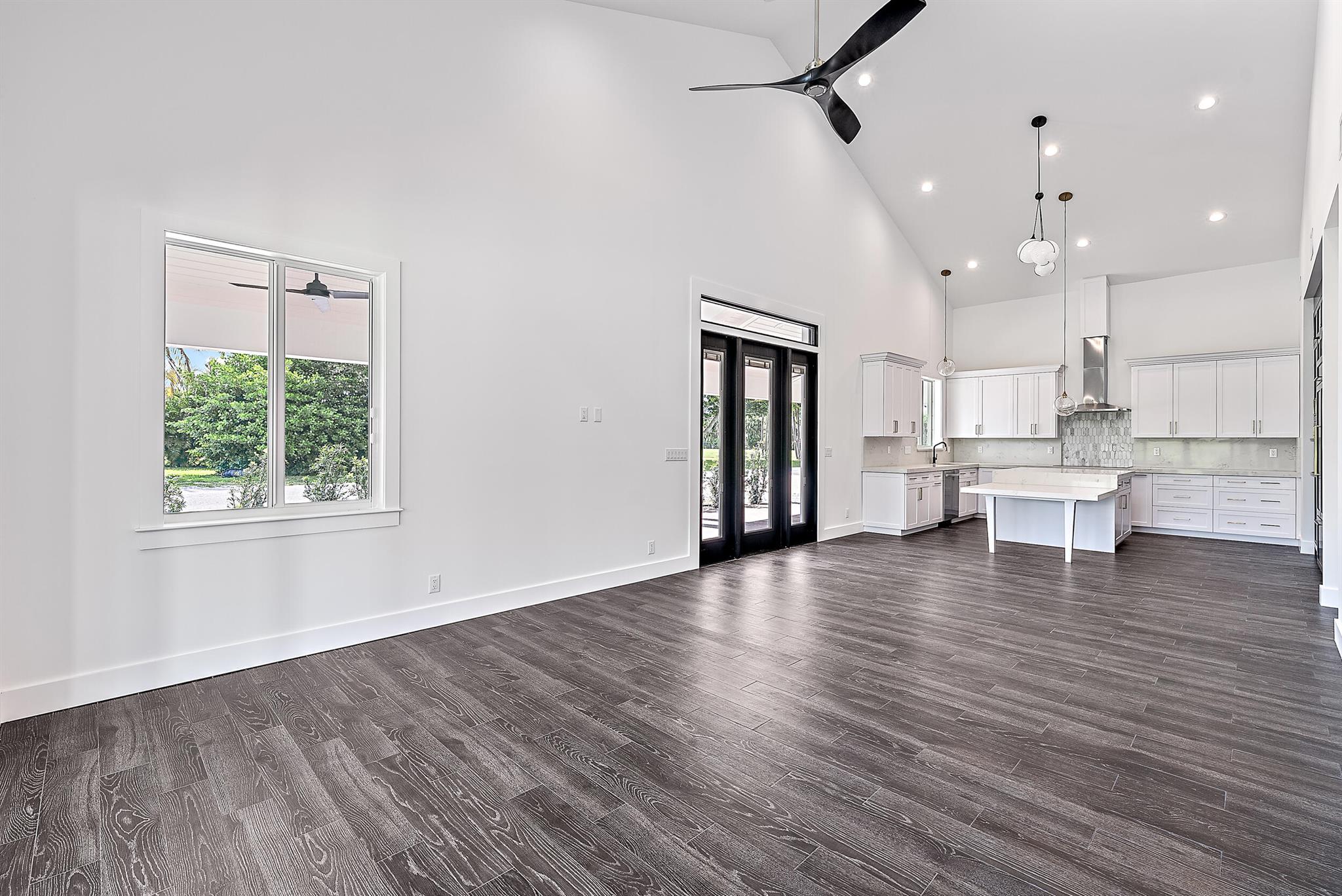 ANTIQUERS AERODROME - Residential