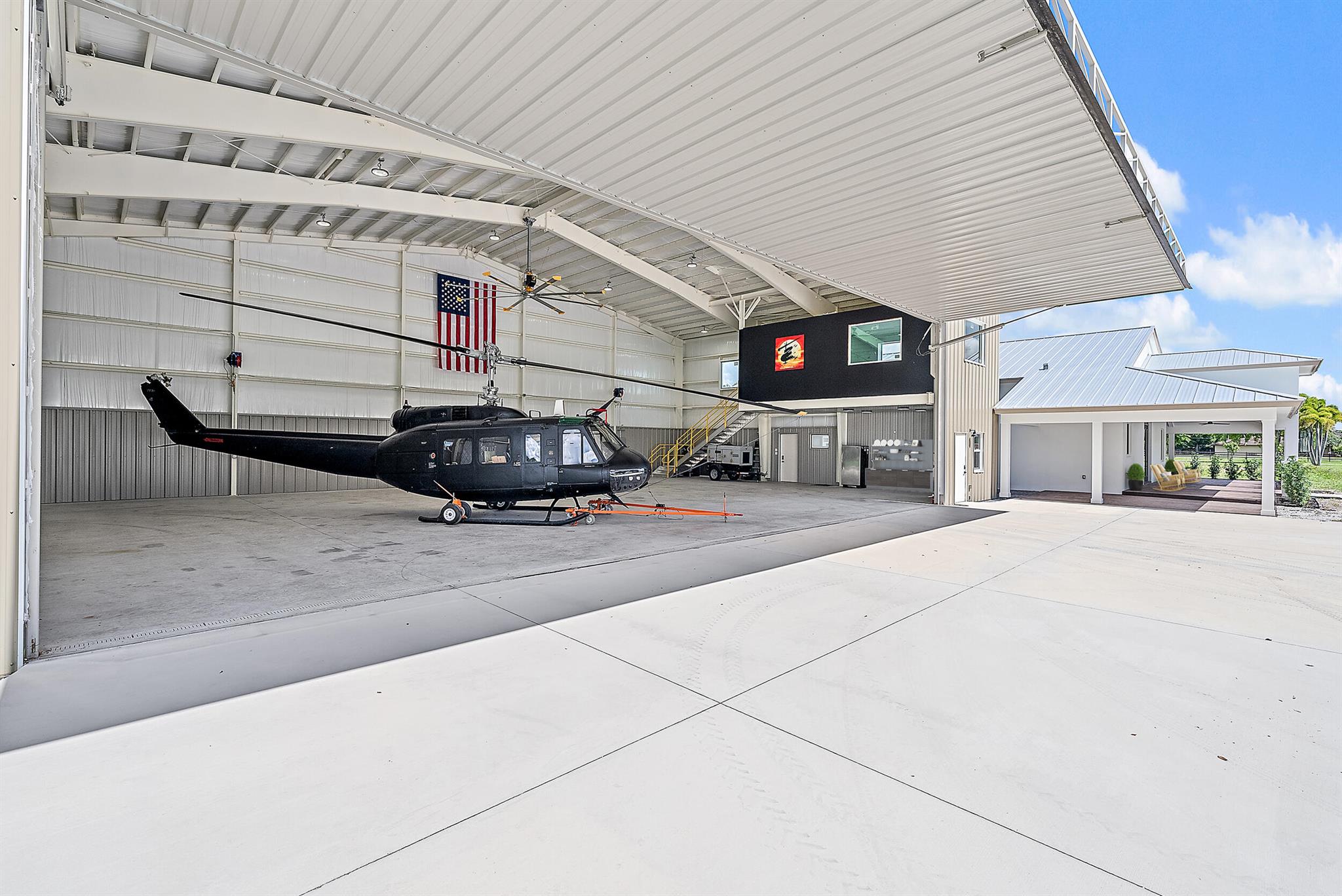 ANTIQUERS AERODROME - Residential