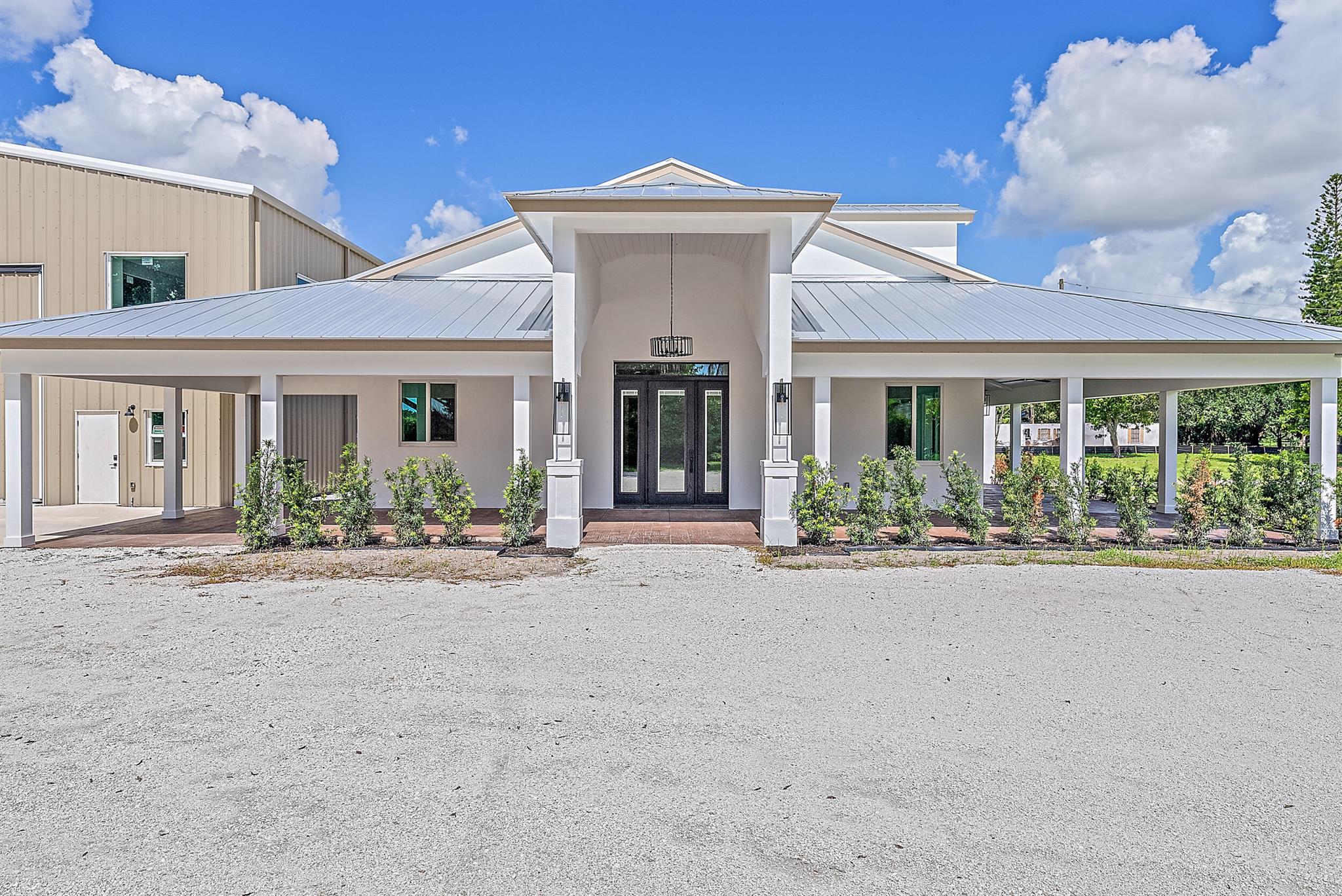 ANTIQUERS AERODROME - Residential