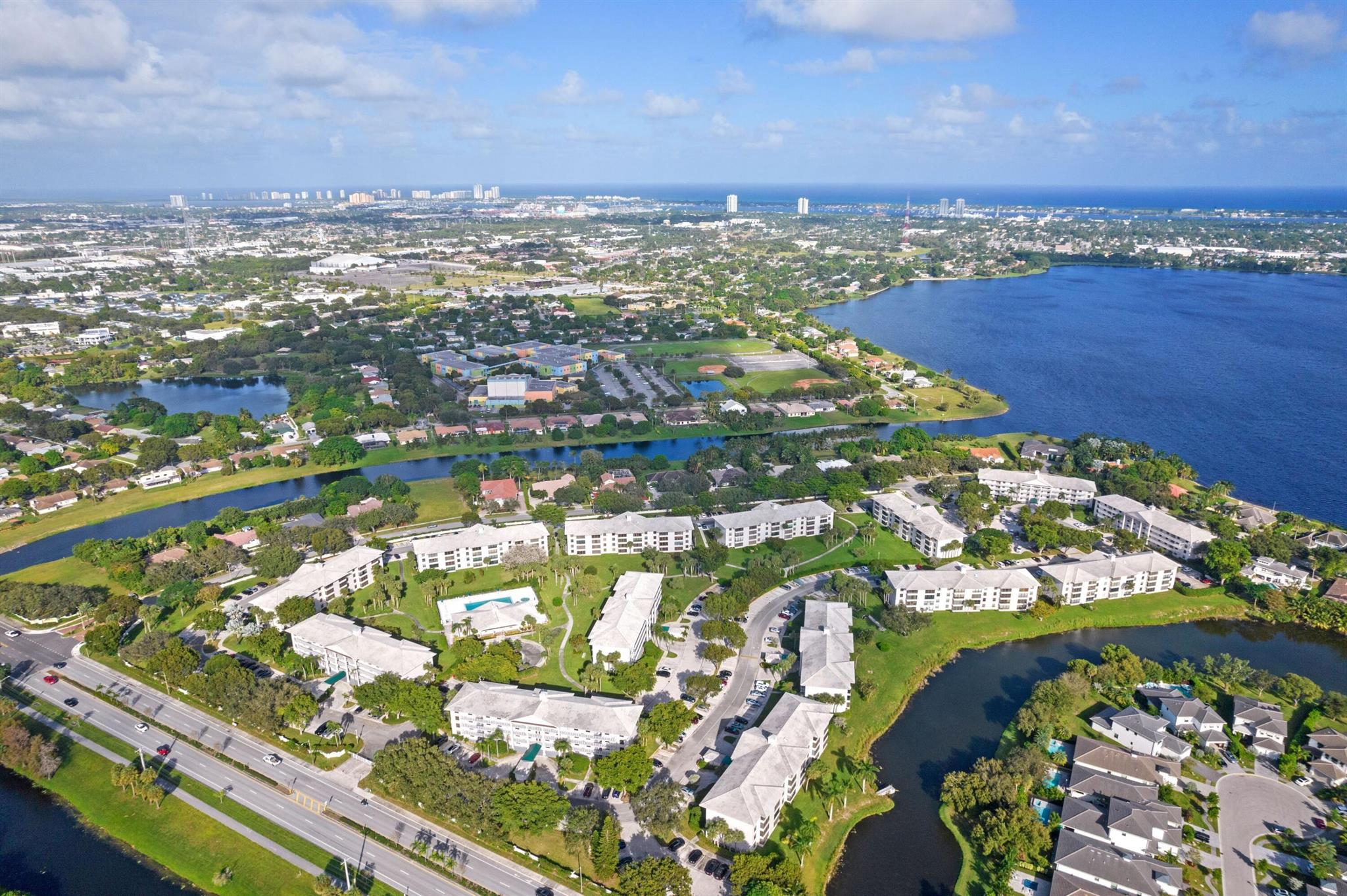 WHITEHALL CONDO OF THE LA - Residential