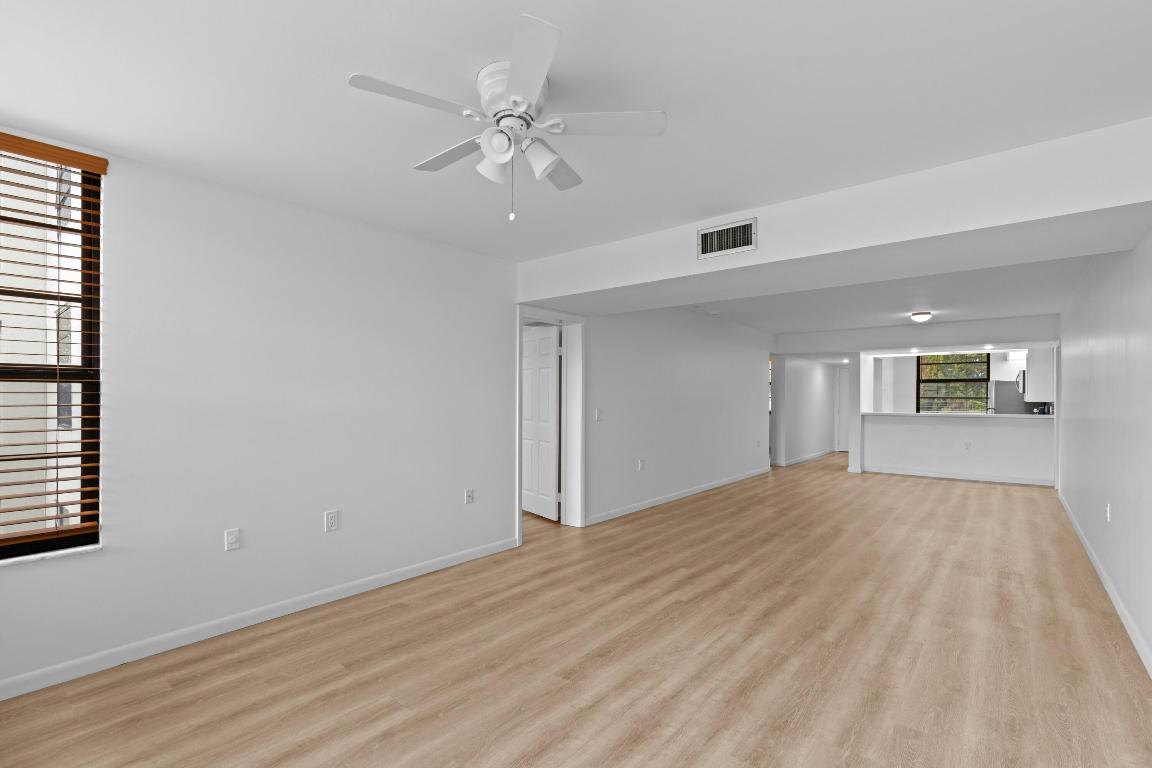 WHITEHALL CONDO OF THE LANDS OF THE PRESIDENT - Residential