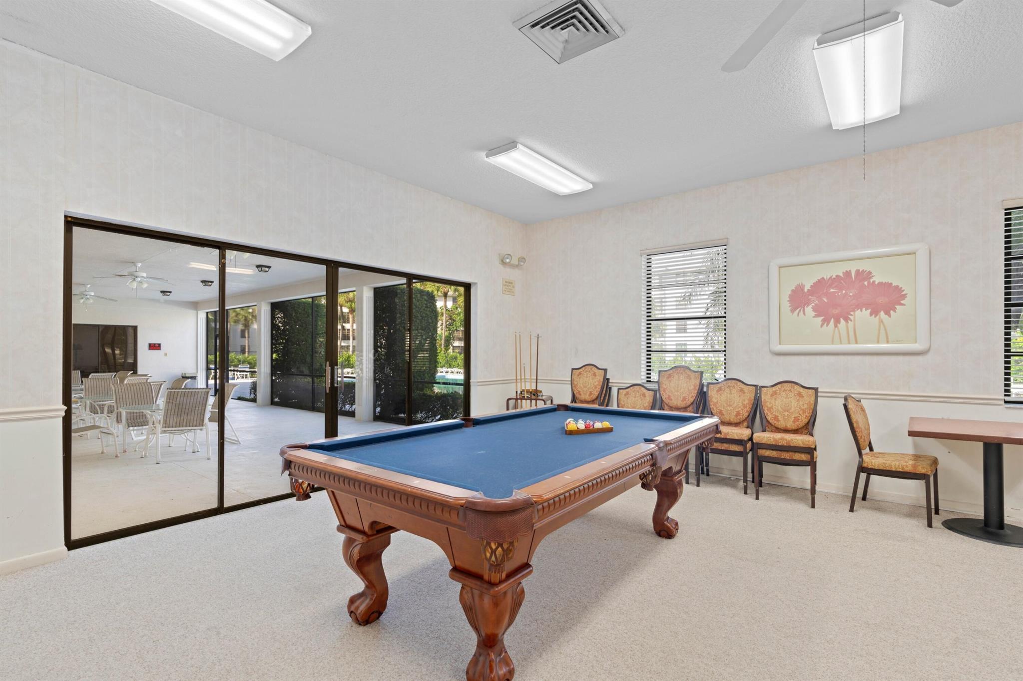 WHITEHALL CONDO OF THE LA - Residential