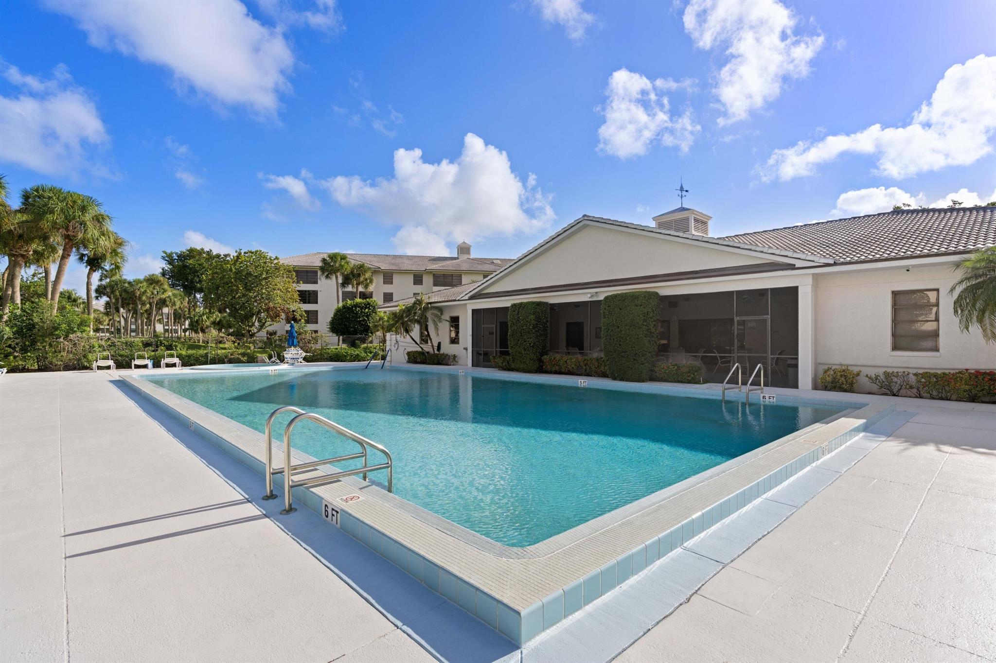 WHITEHALL CONDO OF THE LA - Residential