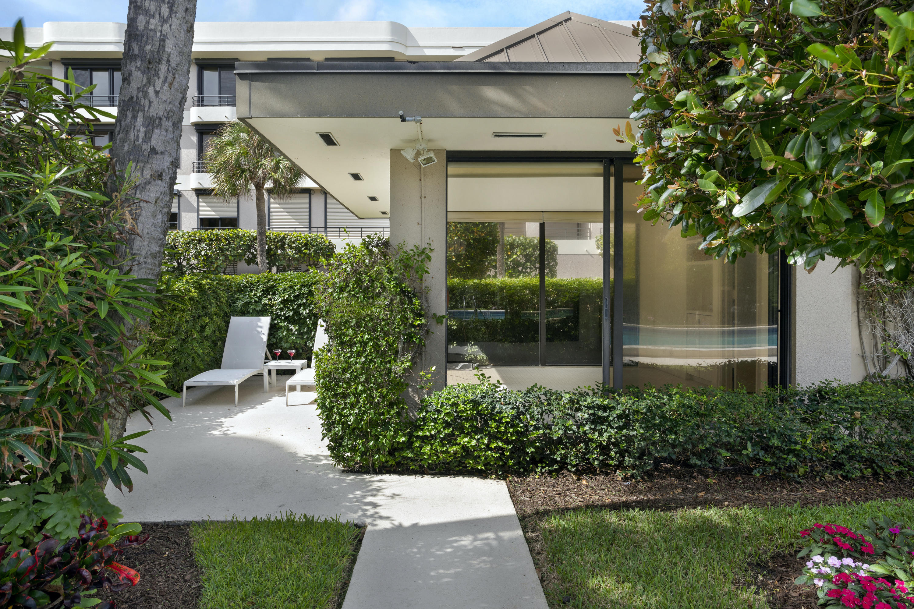 LEVERETT HOUSE CONDO - Residential