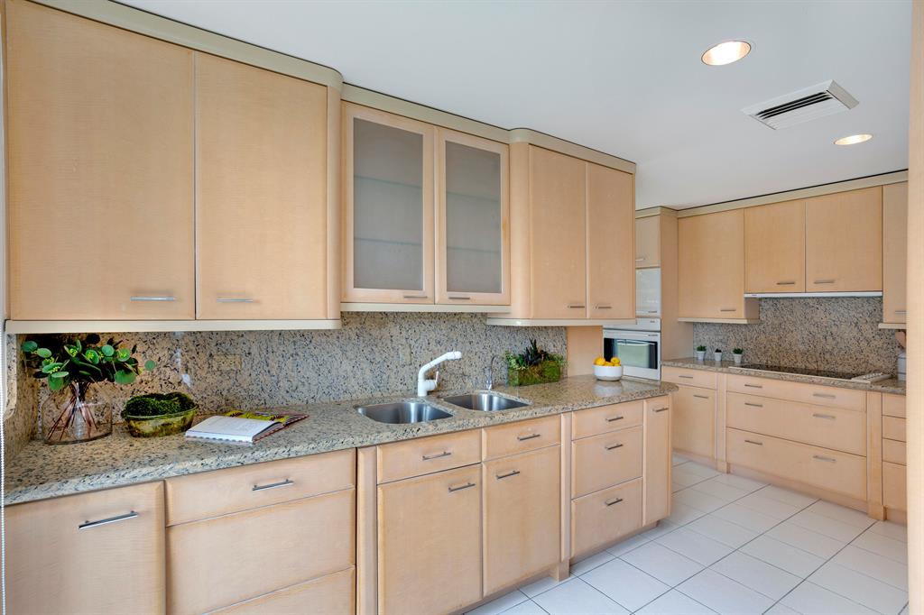 LEVERETT HOUSE CONDO - Residential