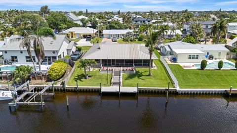 Photo of 1604 SW Seagull Way, Palm City, FL 34990 (MLS # B26043779)
