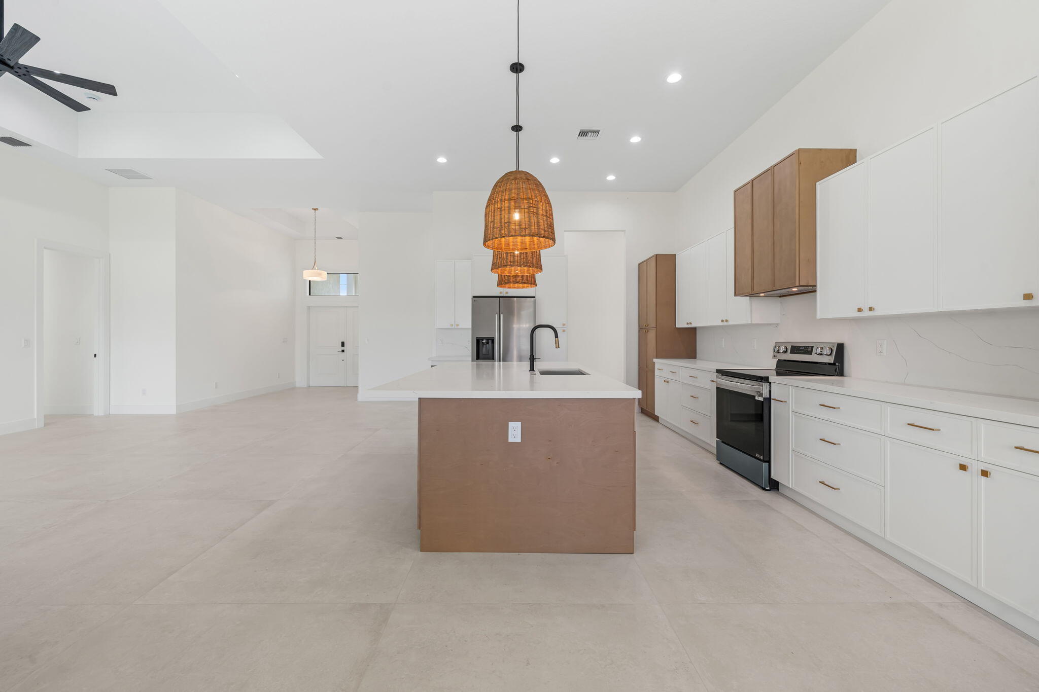 PORT ST LUCIE SECTION 13 - Residential Lease