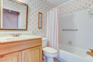 Meadows-Cloverleaf - Residential