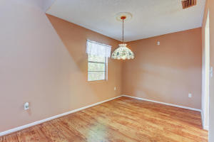 Meadows-Cloverleaf - Residential