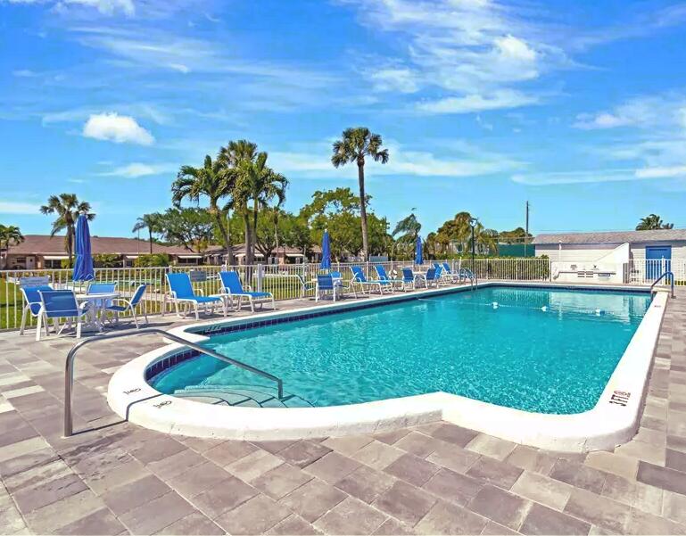 HIGH POINT OF DELRAY SEC 5 CONDO - Residential Lease