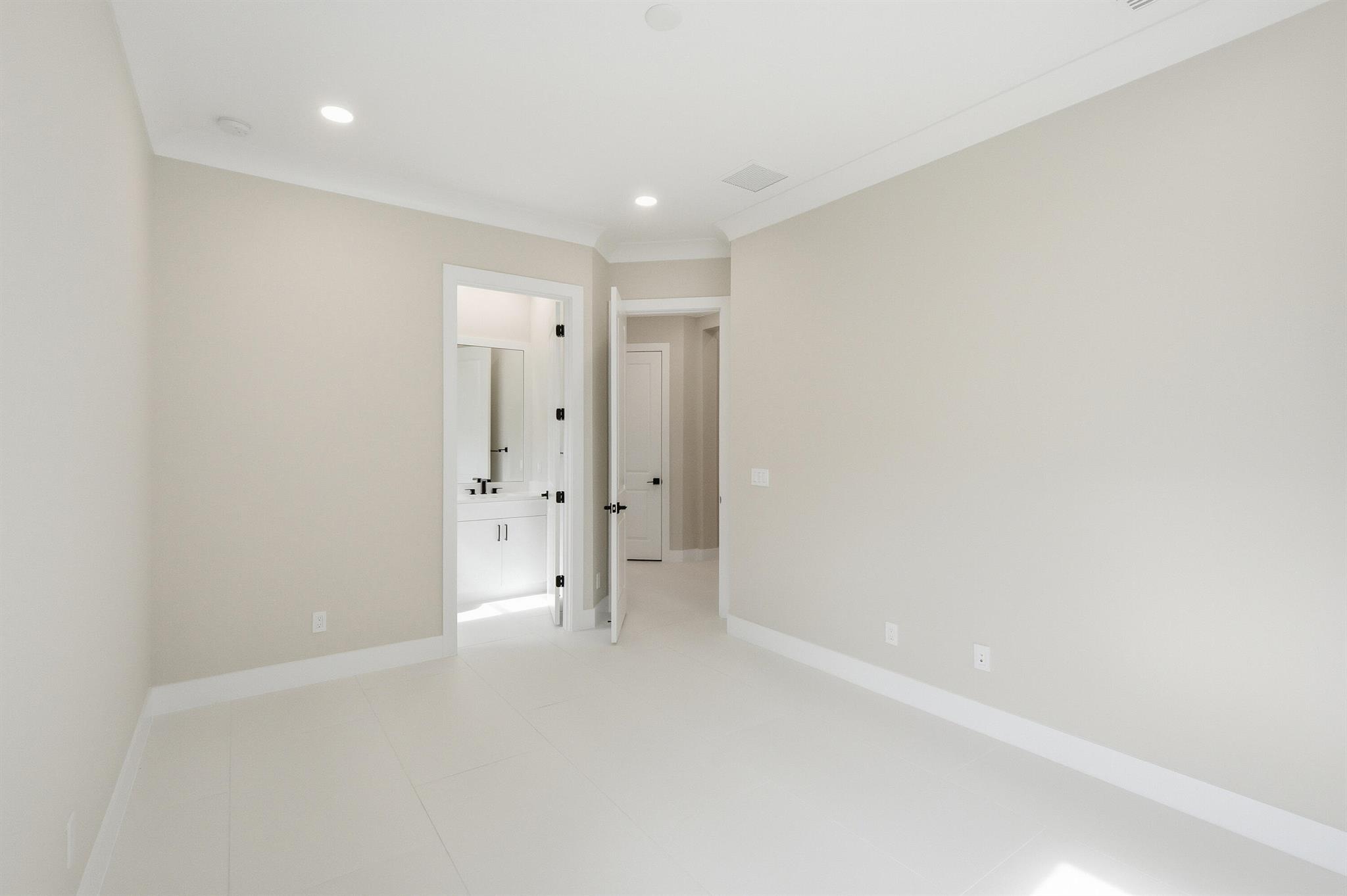 THE STRAND AT INDIAN RIVE - Residential