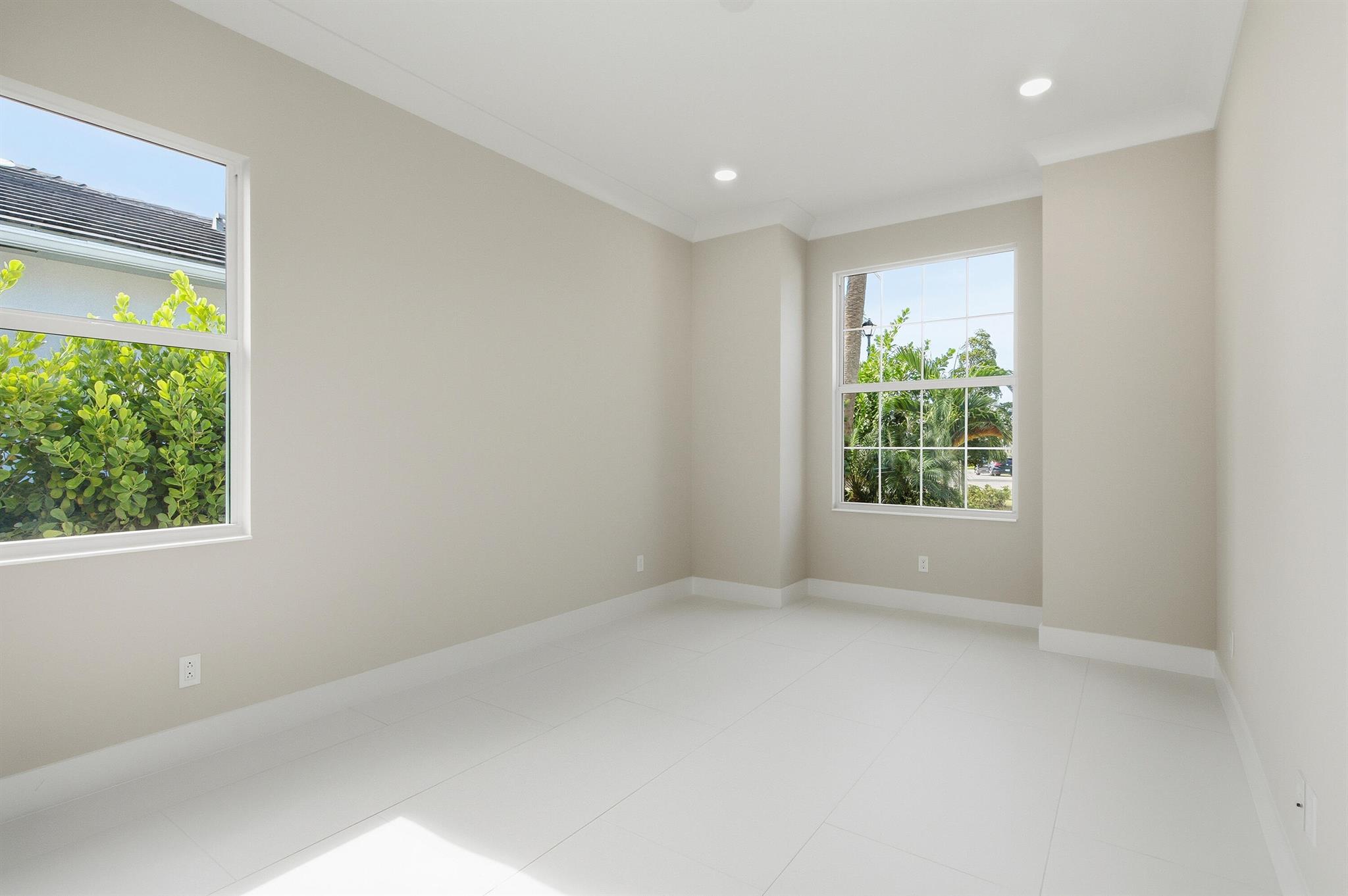 THE STRAND AT INDIAN RIVE - Residential