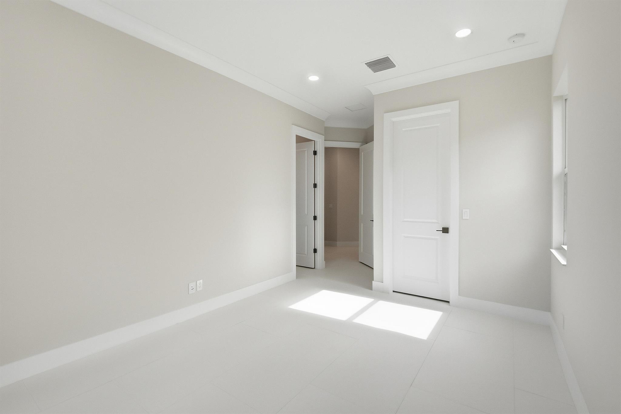 THE STRAND AT INDIAN RIVE - Residential