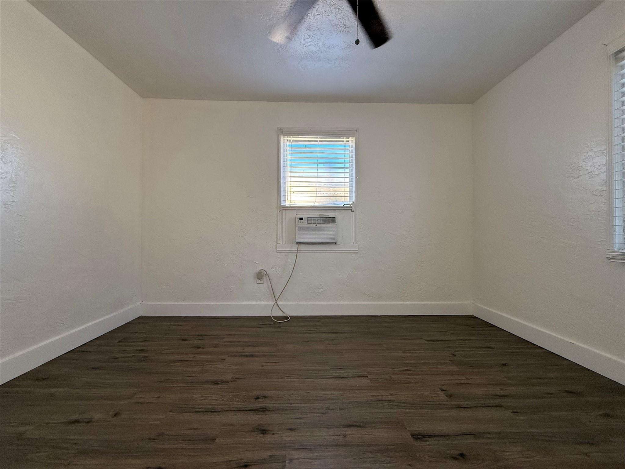 Hollywood South Side Add - Residential Lease