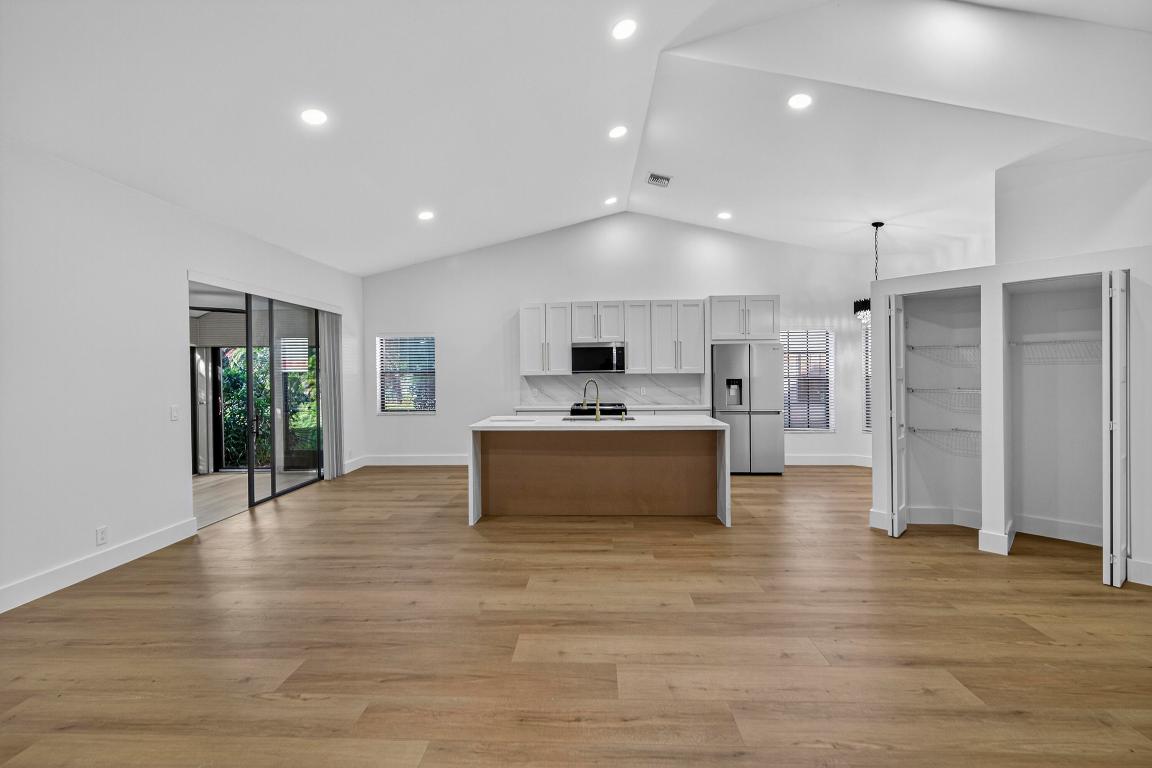 LEXINGTON CLUB 3 - Residential