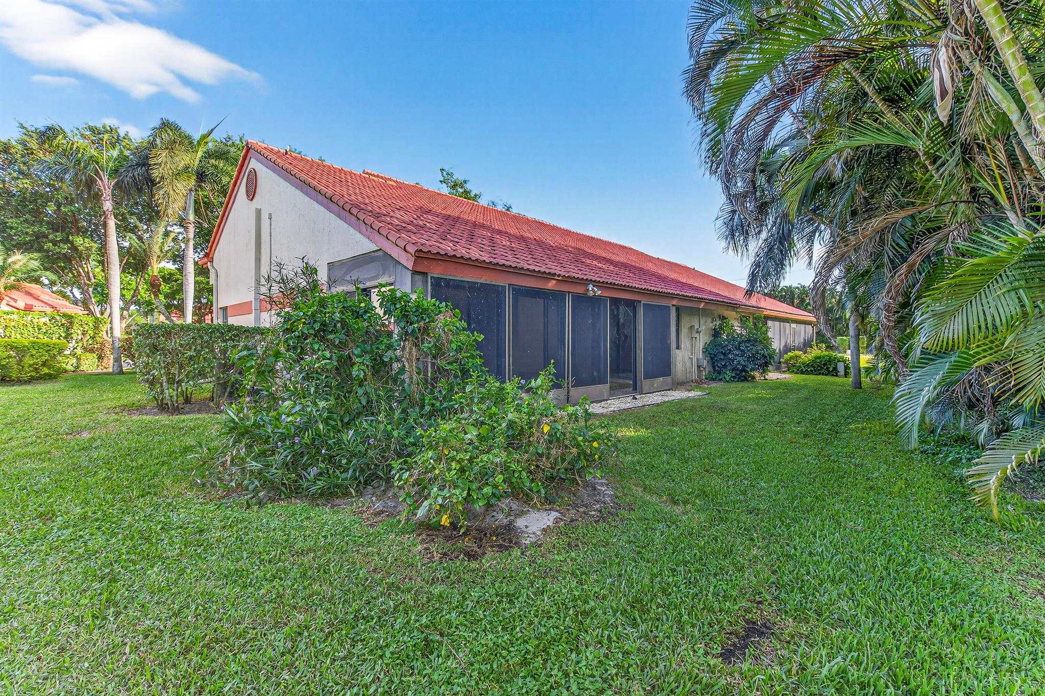 LEXINGTON CLUB 3 - Residential