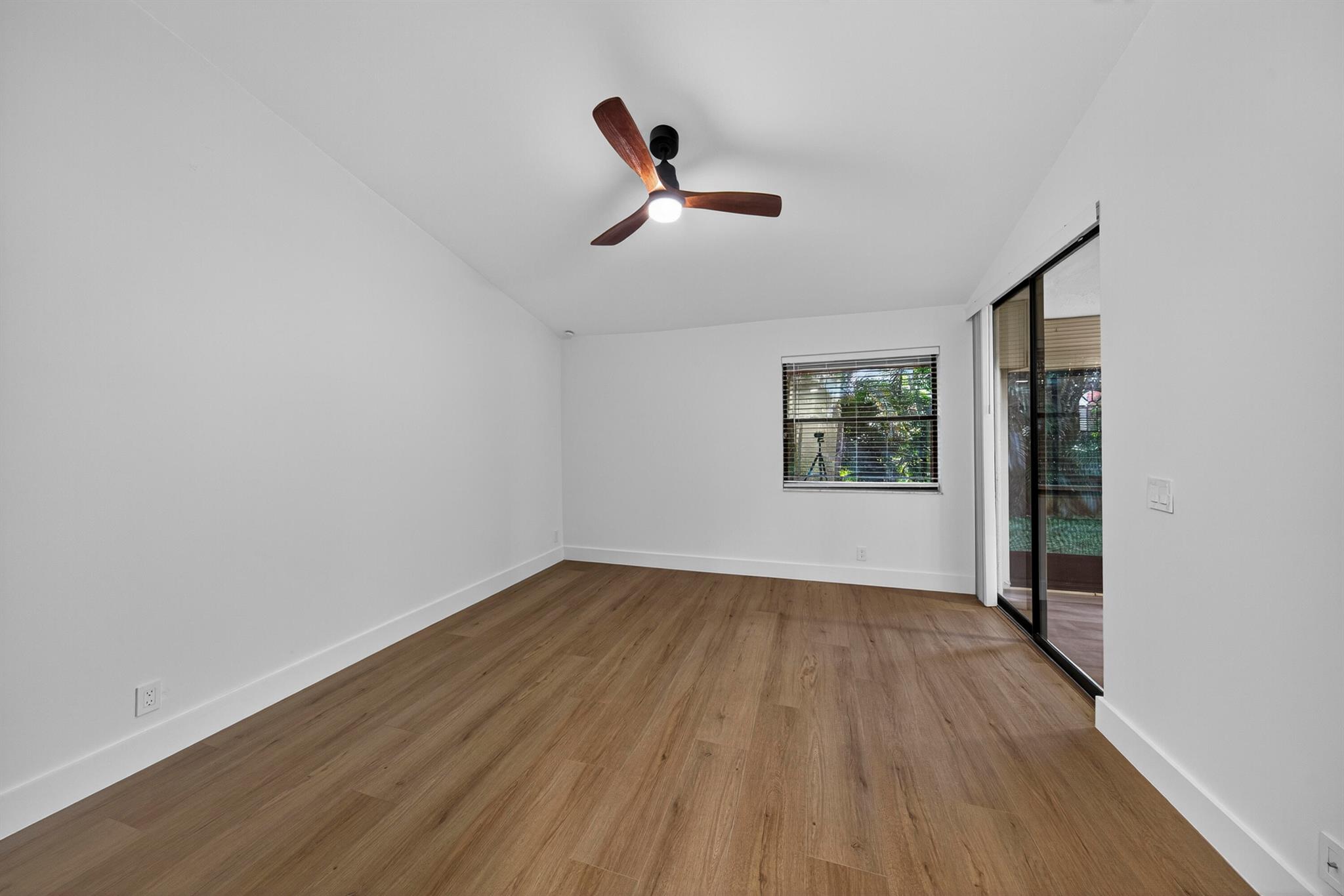 LEXINGTON CLUB 3 - Residential