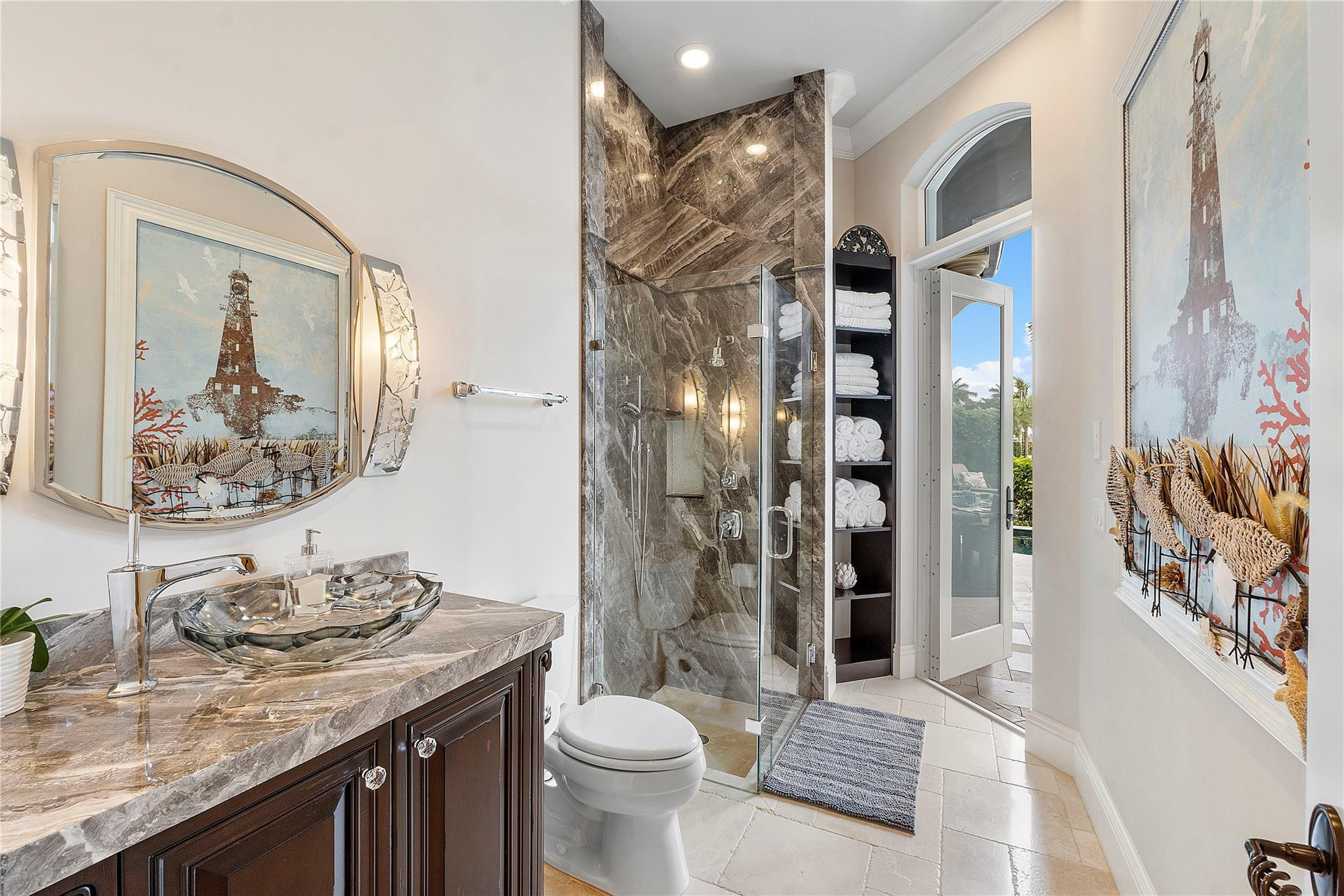 Lighthouse Point 6th Sec - Residential