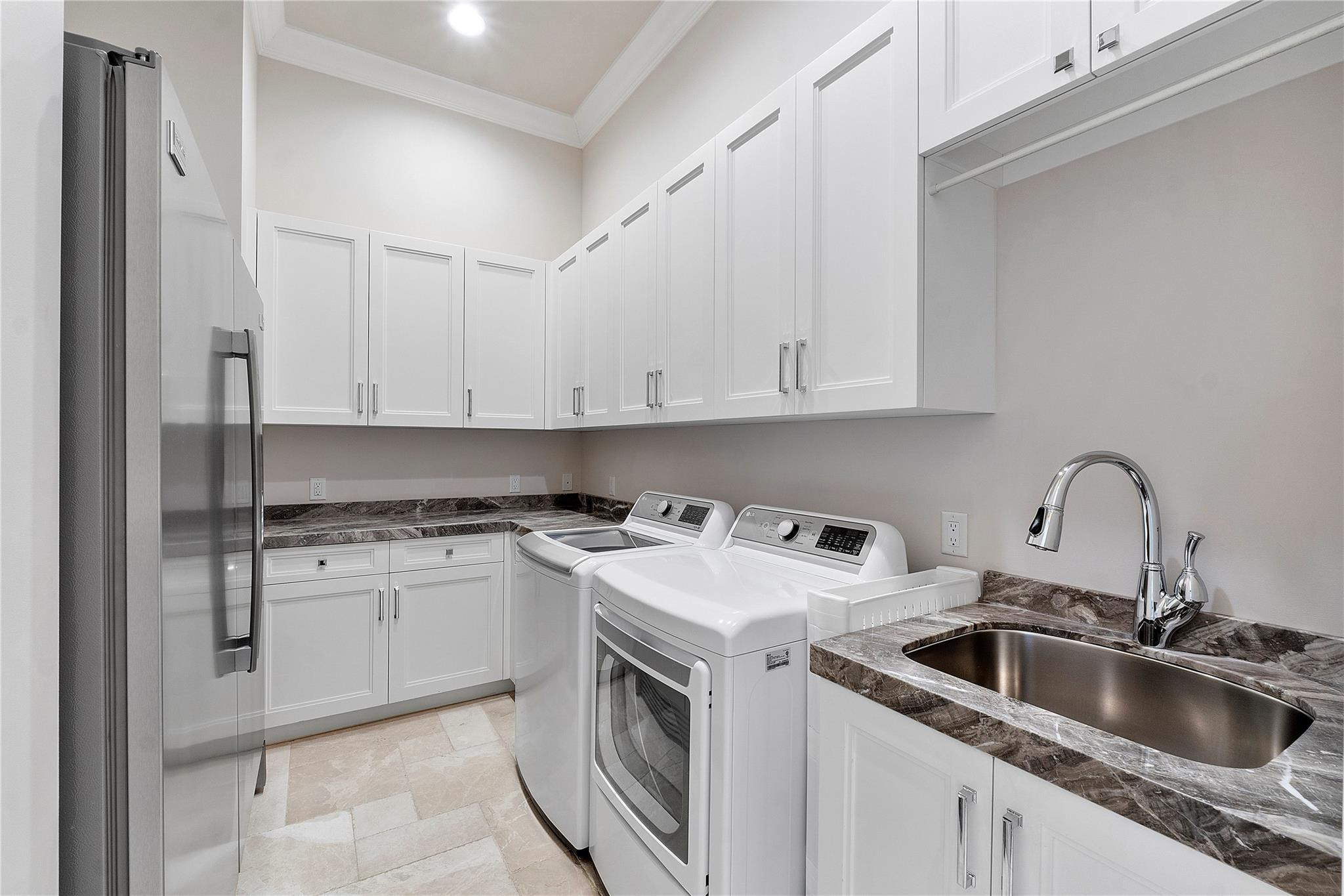 Lighthouse Point 6th Sec - Residential