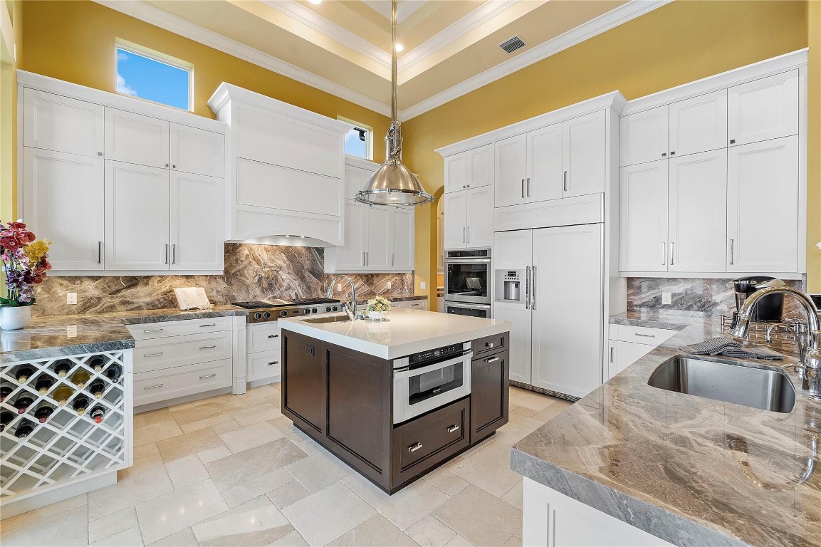 Lighthouse Point 6th Sec - Residential