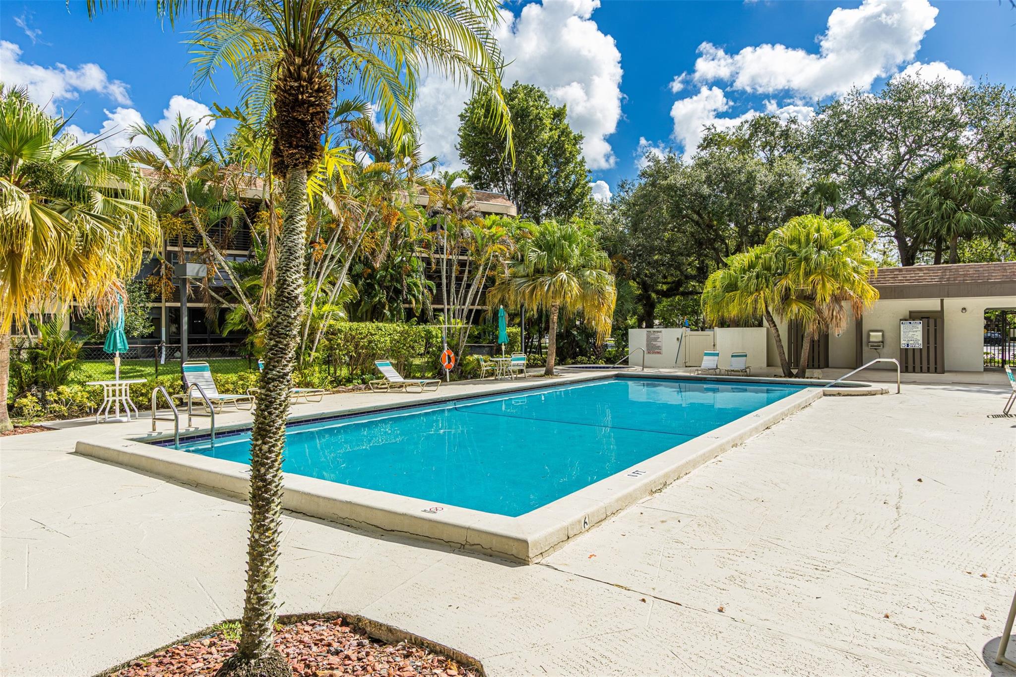 Bonaire at Woodmont - Residential