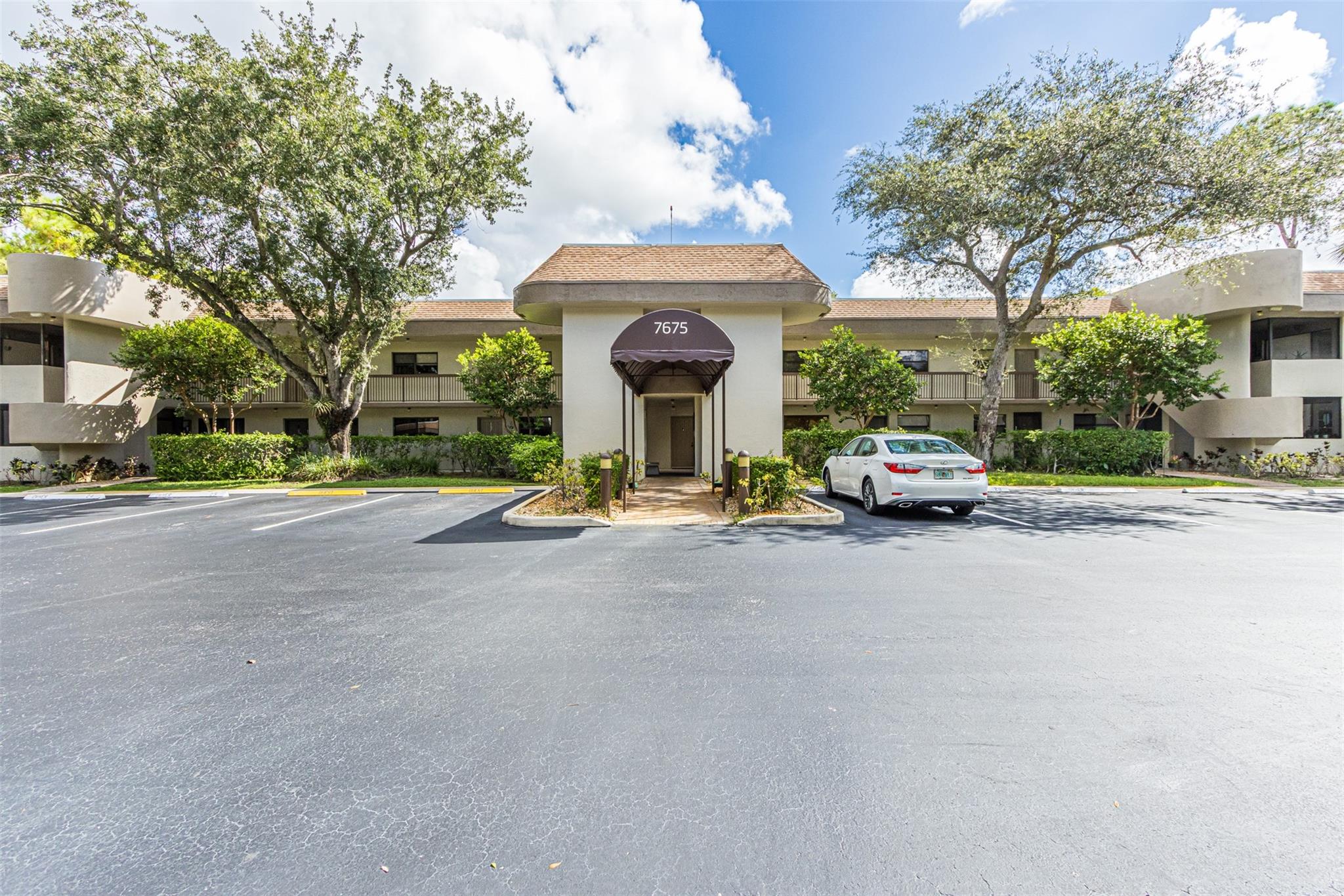 Bonaire at Woodmont - Residential