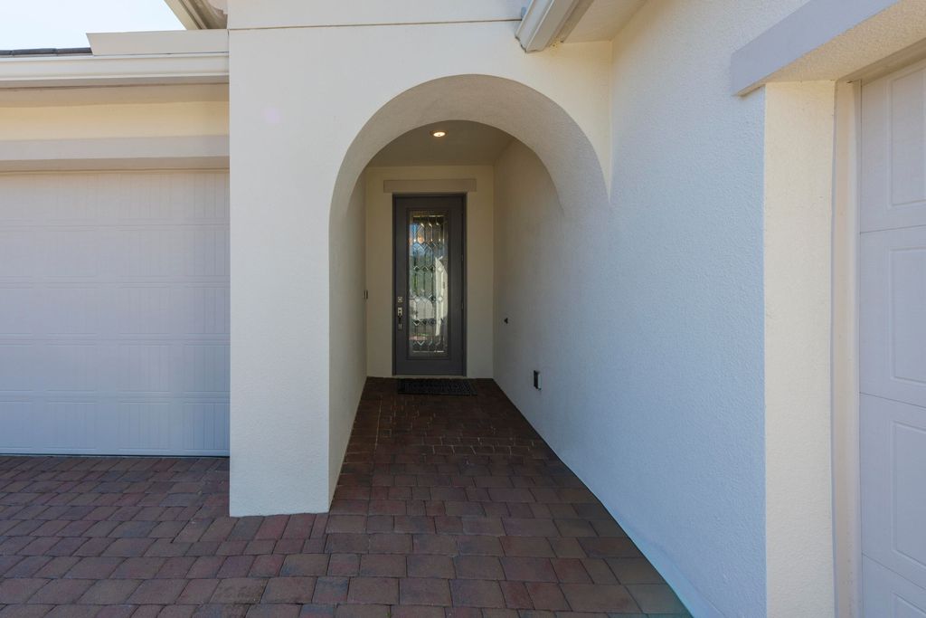 Photo of 9967 SW Buttonwood Court, Port Saint Lucie, FL 34987 (MLS # R10976433)