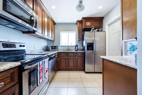 Property photo of 200 Waterway Drive S 309, Lantana, FL 33462
