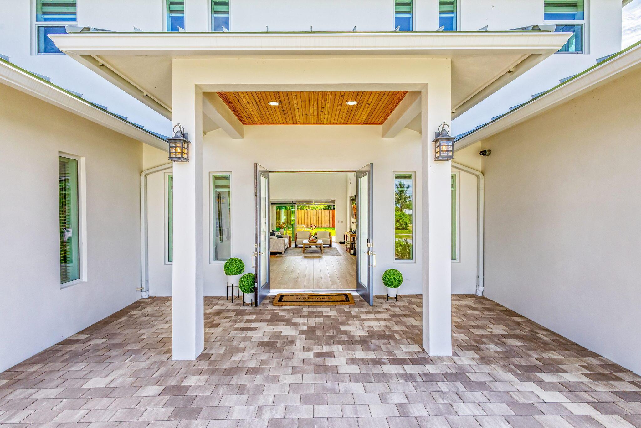 JUNO ISLES - Residential